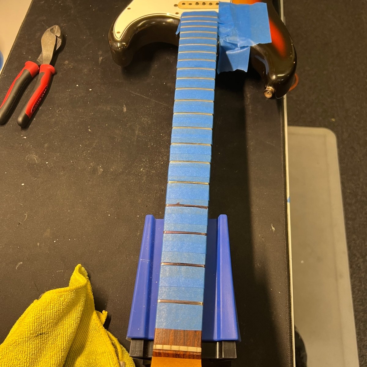 SOLD - Fender Stratocaster 1966 Sunburst - Mahar's Vintage Guitars