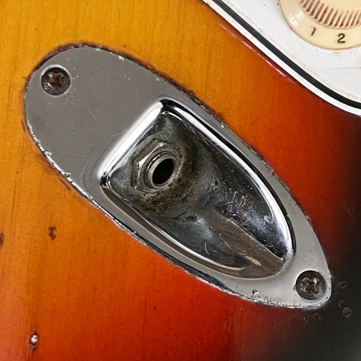 SOLD - Fender Stratocaster 1966 Sunburst - Mahar's Vintage Guitars