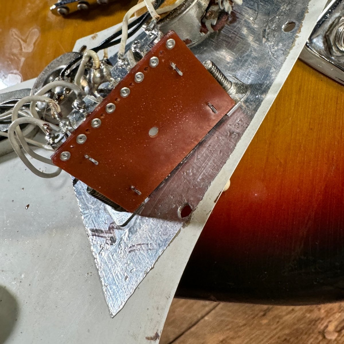 SOLD - Fender Stratocaster 1973 Sunburst Hardtail - Mahar's Vintage Guitars