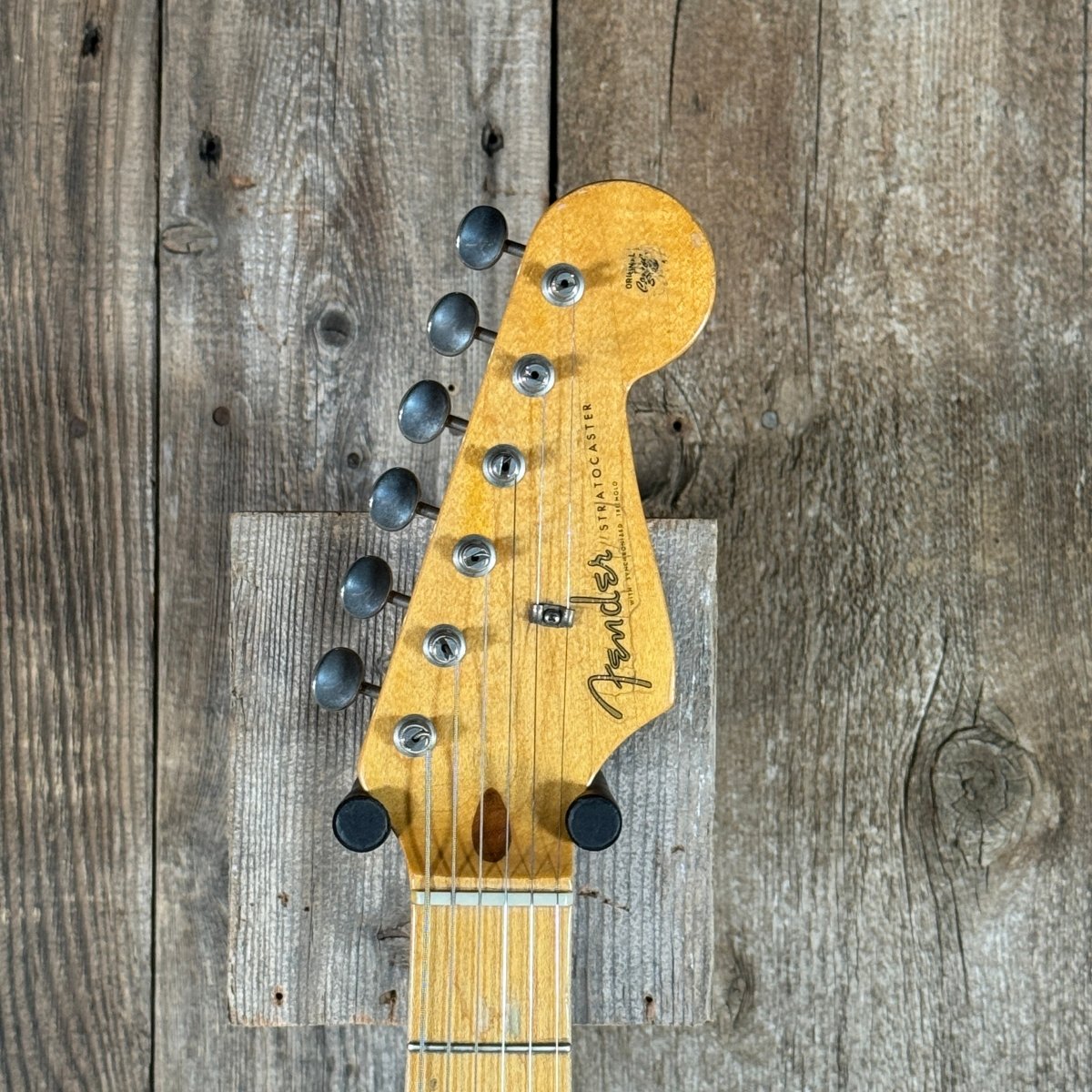 SOLD - Fender Stratocaster AVRI 57 Reissue 1986 Black - Mahar's Vintage Guitars