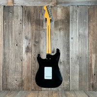 SOLD - Fender Stratocaster AVRI 57 Reissue 1986 Black - Mahar's Vintage Guitars