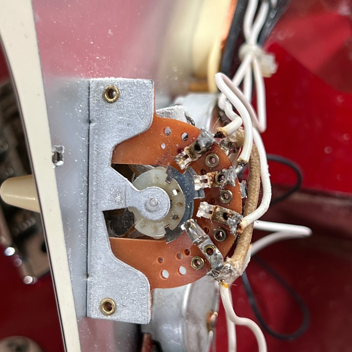 SOLD - Fender Stratocaster ST - 62 - 55 '62 Reissue E series Made in Japan 1985 Candy Apple - Mahar's Vintage Guitars