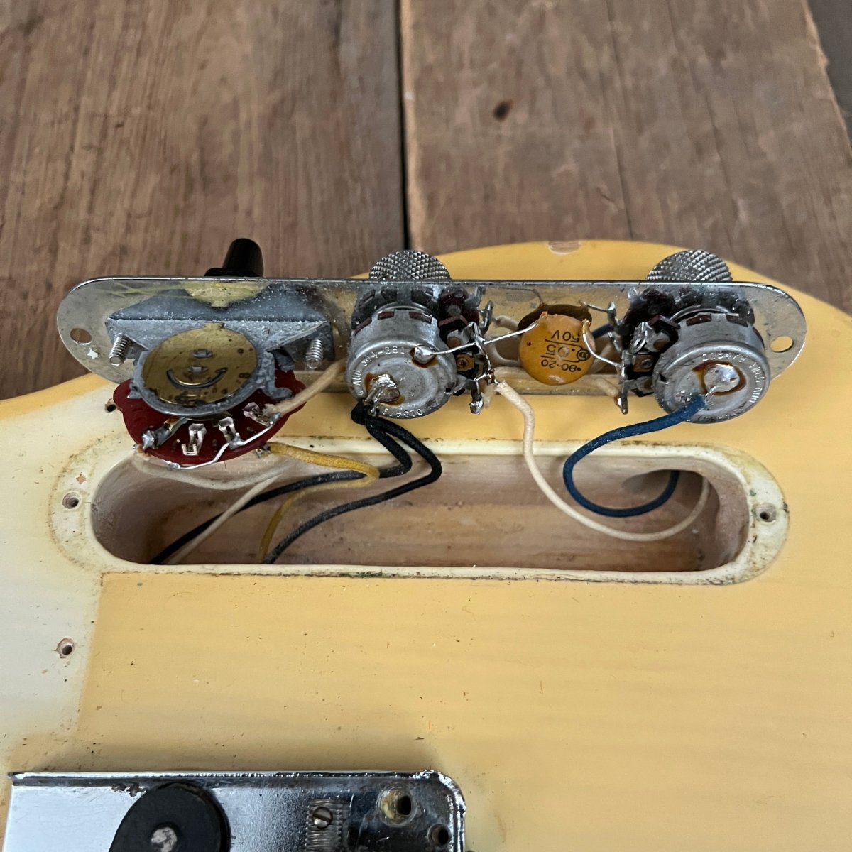 SOLD - Fender Telecaster 1968 7lb 4oz Blonde Maple Cap Fretboard Vintage Guitar - Mahar's Vintage Guitars