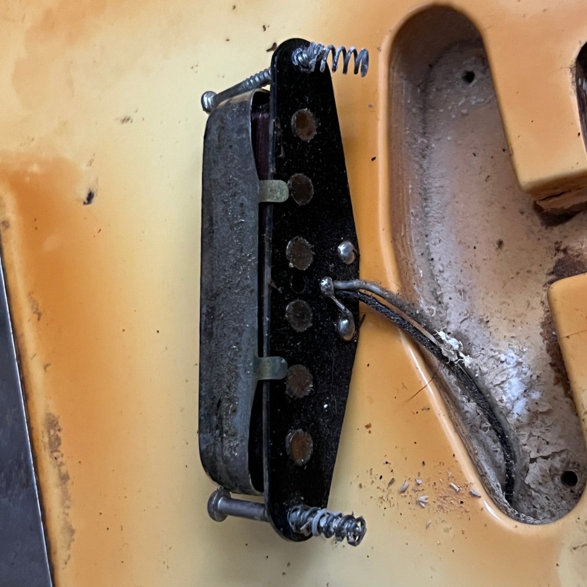 SOLD - Fender Telecaster 1976 Olympic White - Mahar's Vintage Guitars