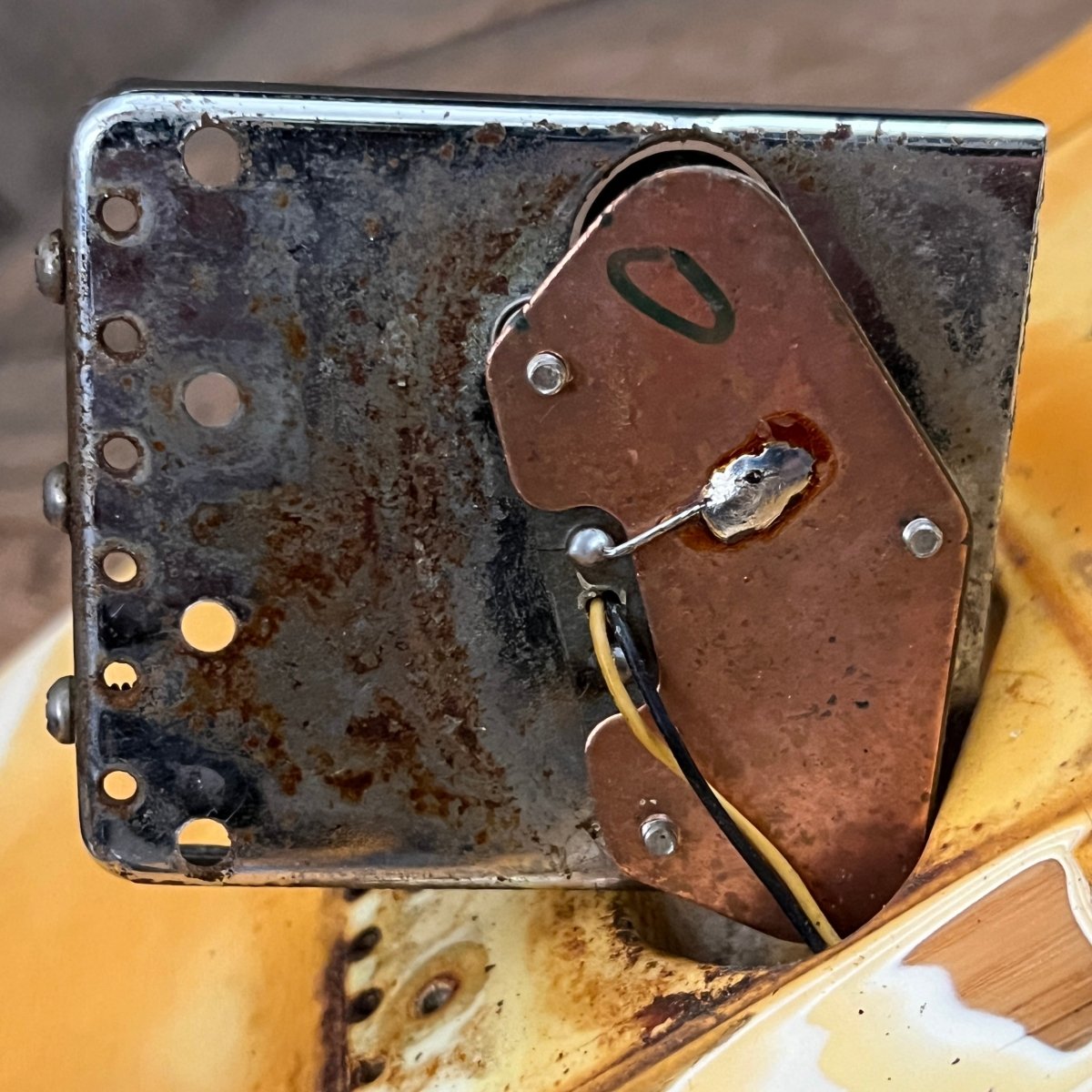 SOLD - Fender Telecaster 1976 Olympic White - Mahar's Vintage Guitars