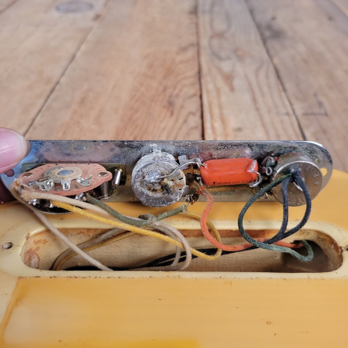 SOLD - Fender Telecaster Player's Grade Maple Cap Nitro Finish 1968 Blonde - Mahar's Vintage Guitars