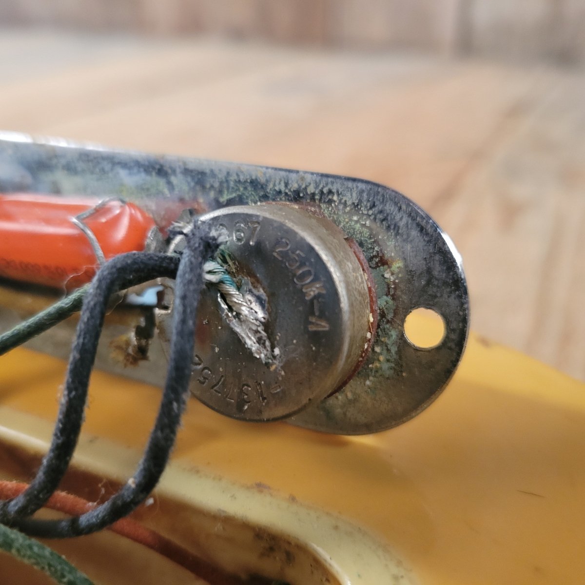 SOLD - Fender Telecaster Player's Grade Maple Cap Nitro Finish 1968 Blonde - Mahar's Vintage Guitars