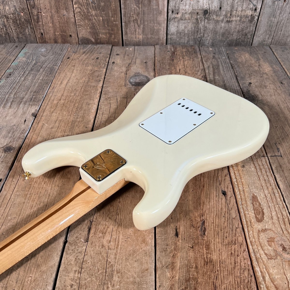 SOLD - Fender "The Strat" 1983 Olympic White - Mahar's Vintage Guitars