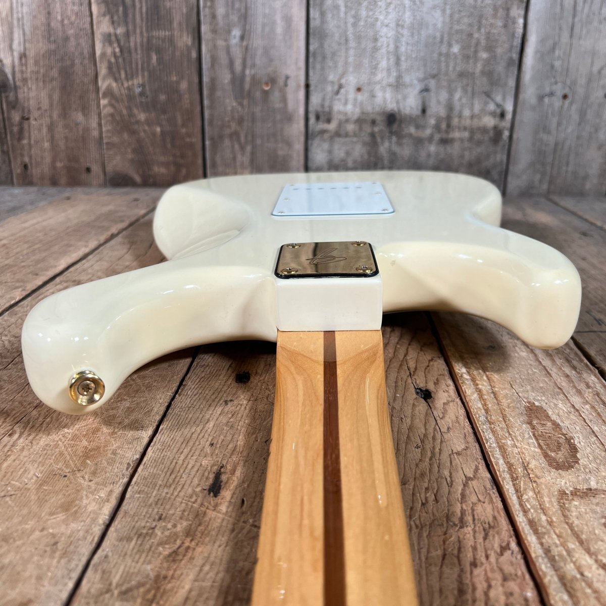 SOLD - Fender "The Strat" 1983 Olympic White - Mahar's Vintage Guitars