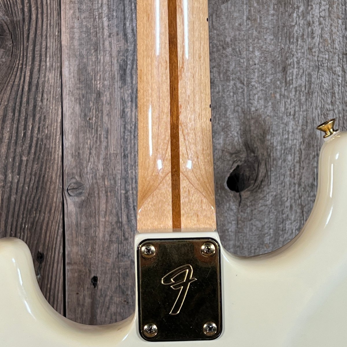 SOLD - Fender "The Strat" 1983 Olympic White - Mahar's Vintage Guitars