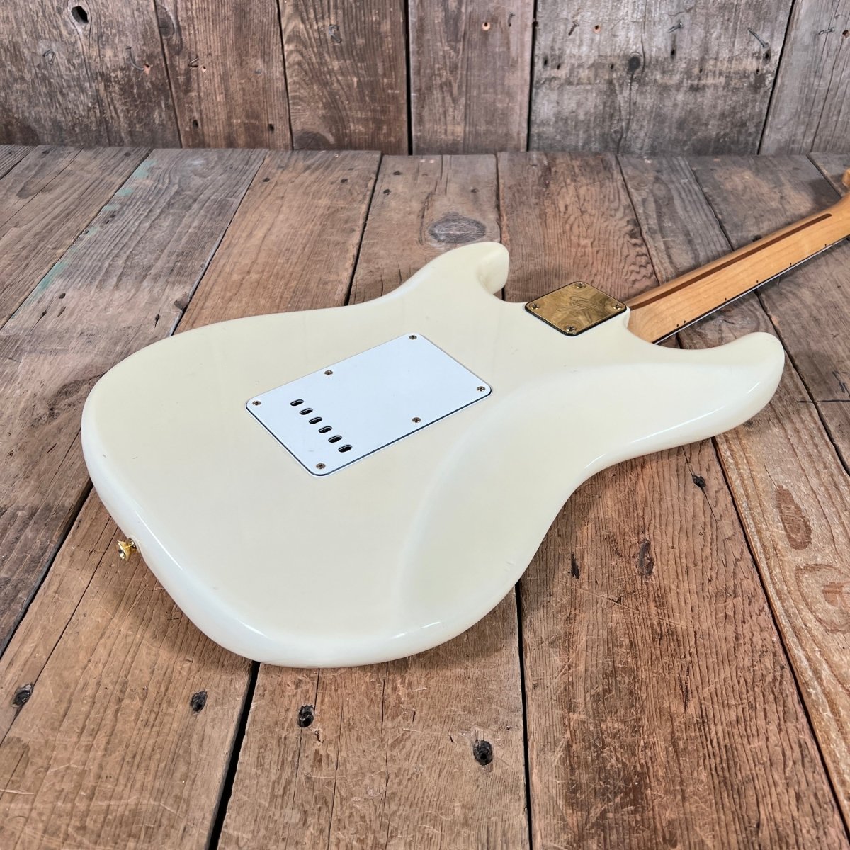 SOLD - Fender "The Strat" 1983 Olympic White - Mahar's Vintage Guitars