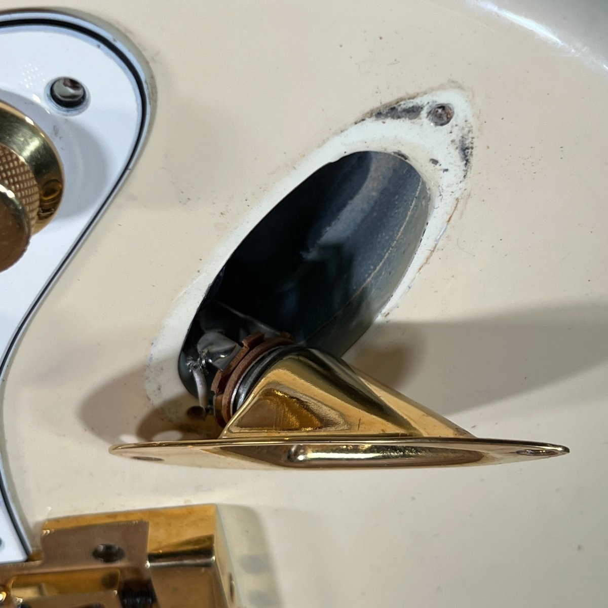 SOLD - Fender "The Strat" 1983 Olympic White - Mahar's Vintage Guitars