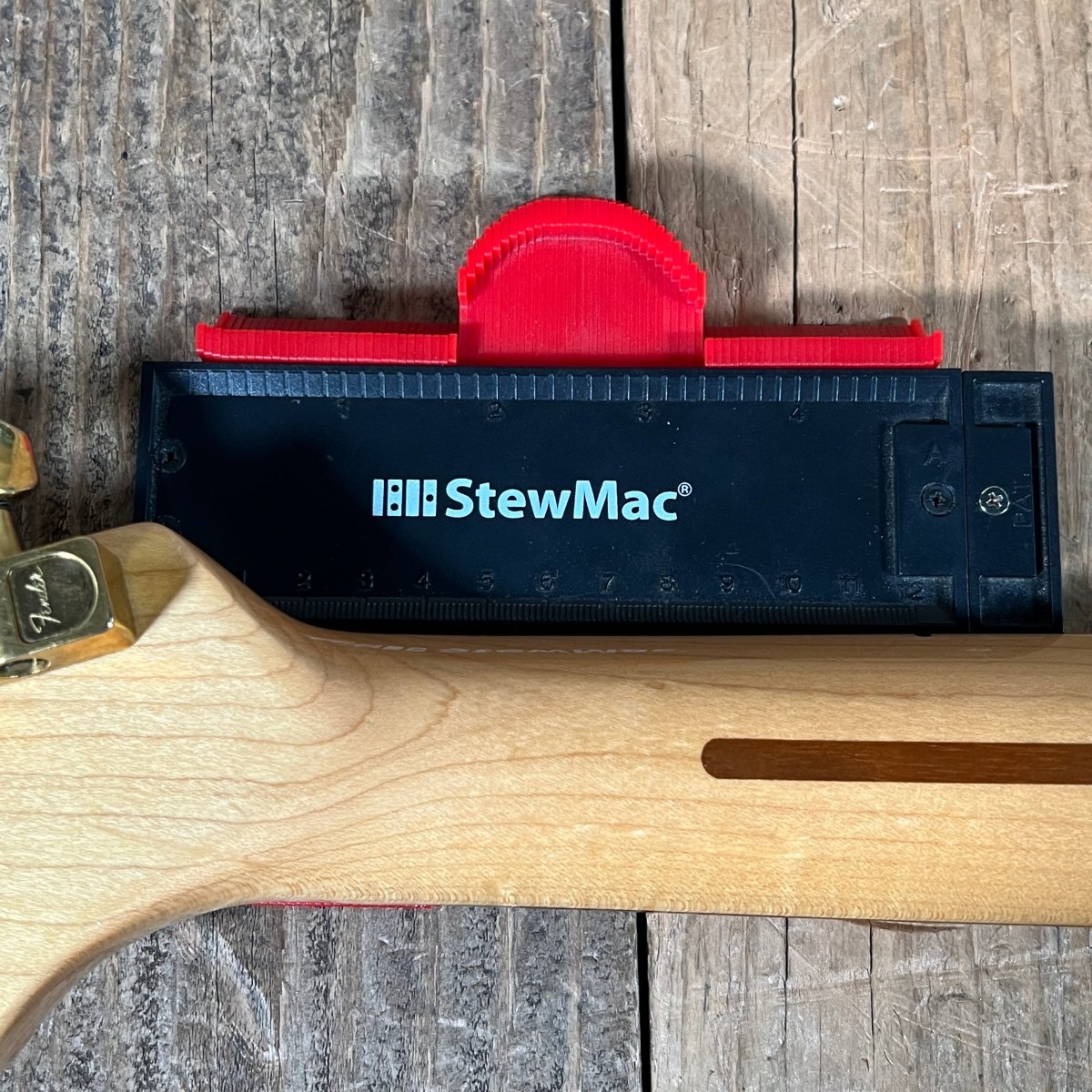 SOLD - Fender "The Strat" 1983 Olympic White - Mahar's Vintage Guitars