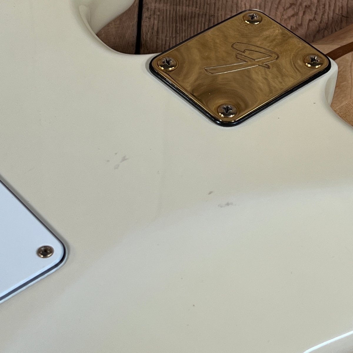 SOLD - Fender "The Strat" 1983 Olympic White - Mahar's Vintage Guitars