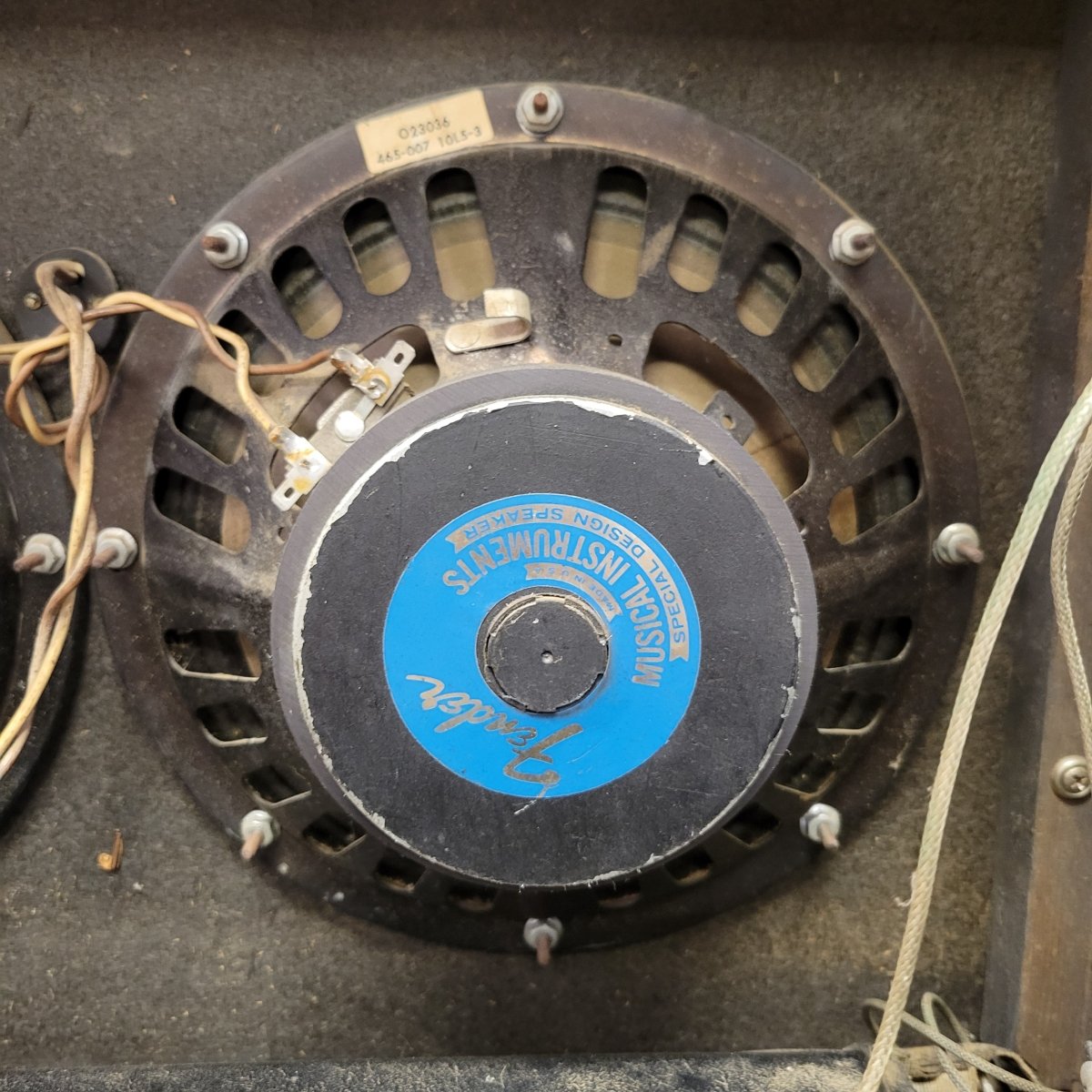 SOLD - Fender Vibrolux Reverb Vintage Guitar Amplifier 1970 - Mahar's Vintage Guitars