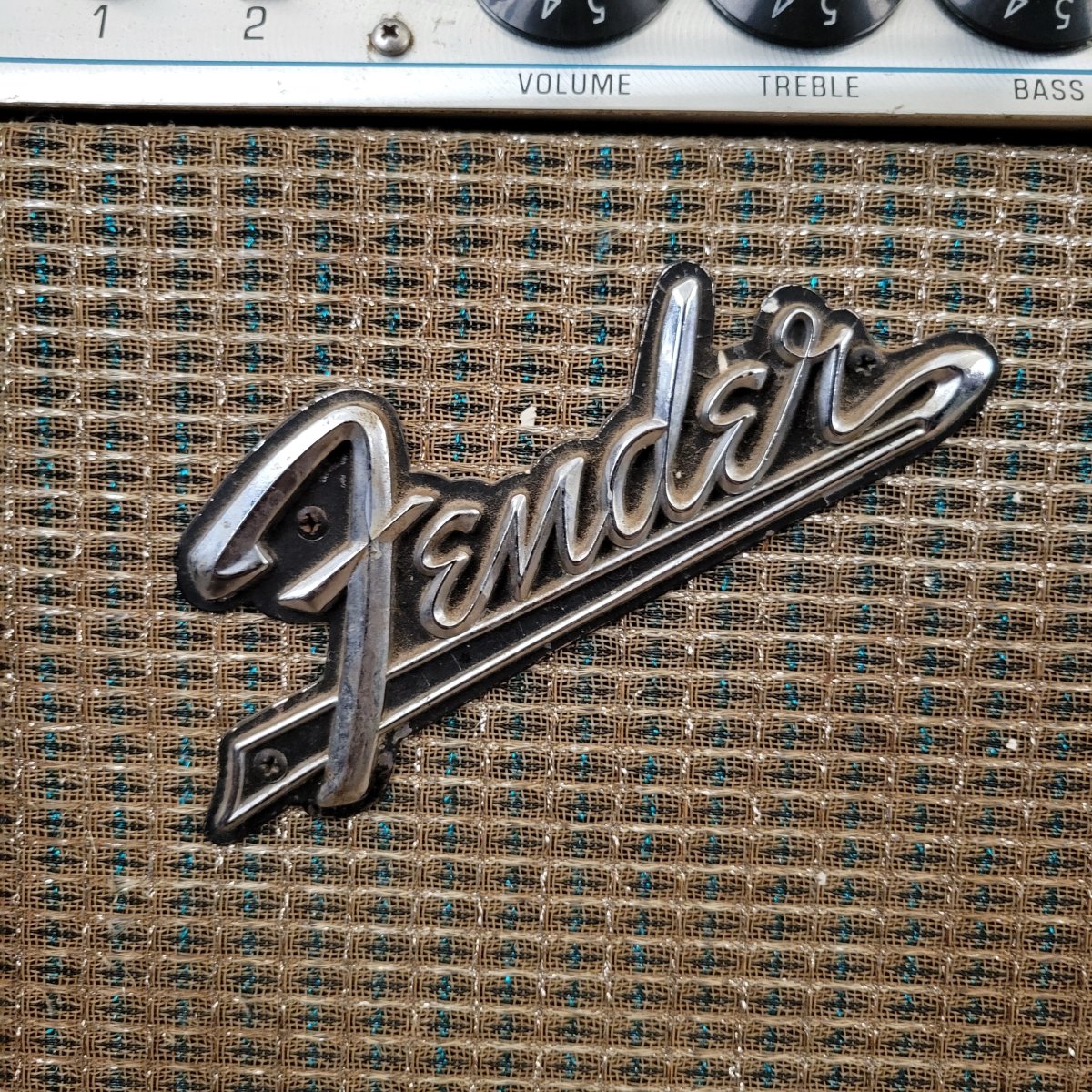 SOLD - Fender Vibrolux Reverb Vintage Guitar Amplifier 1970 - Mahar's Vintage Guitars