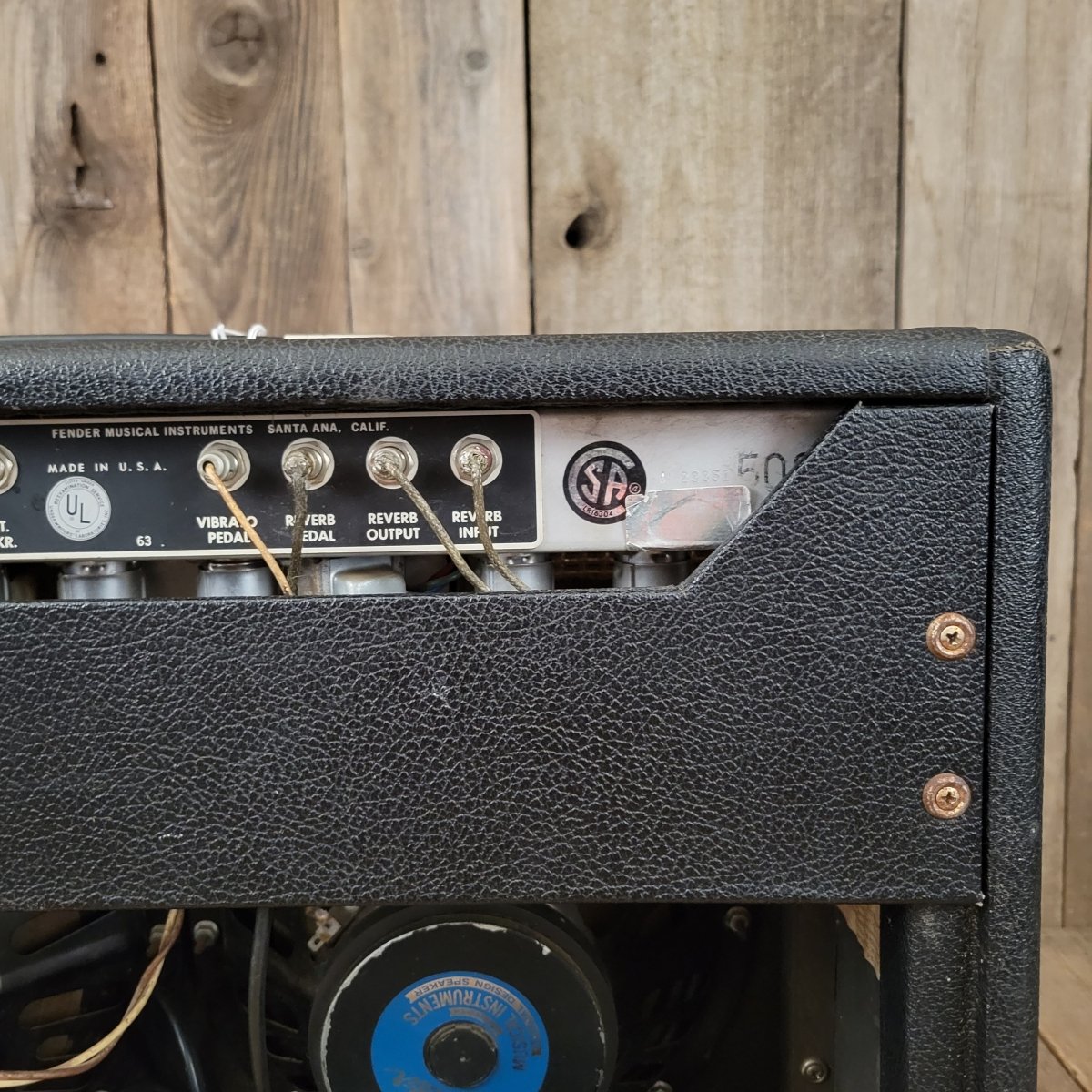 SOLD - Fender Vibrolux Reverb Vintage Guitar Amplifier 1970 - Mahar's Vintage Guitars