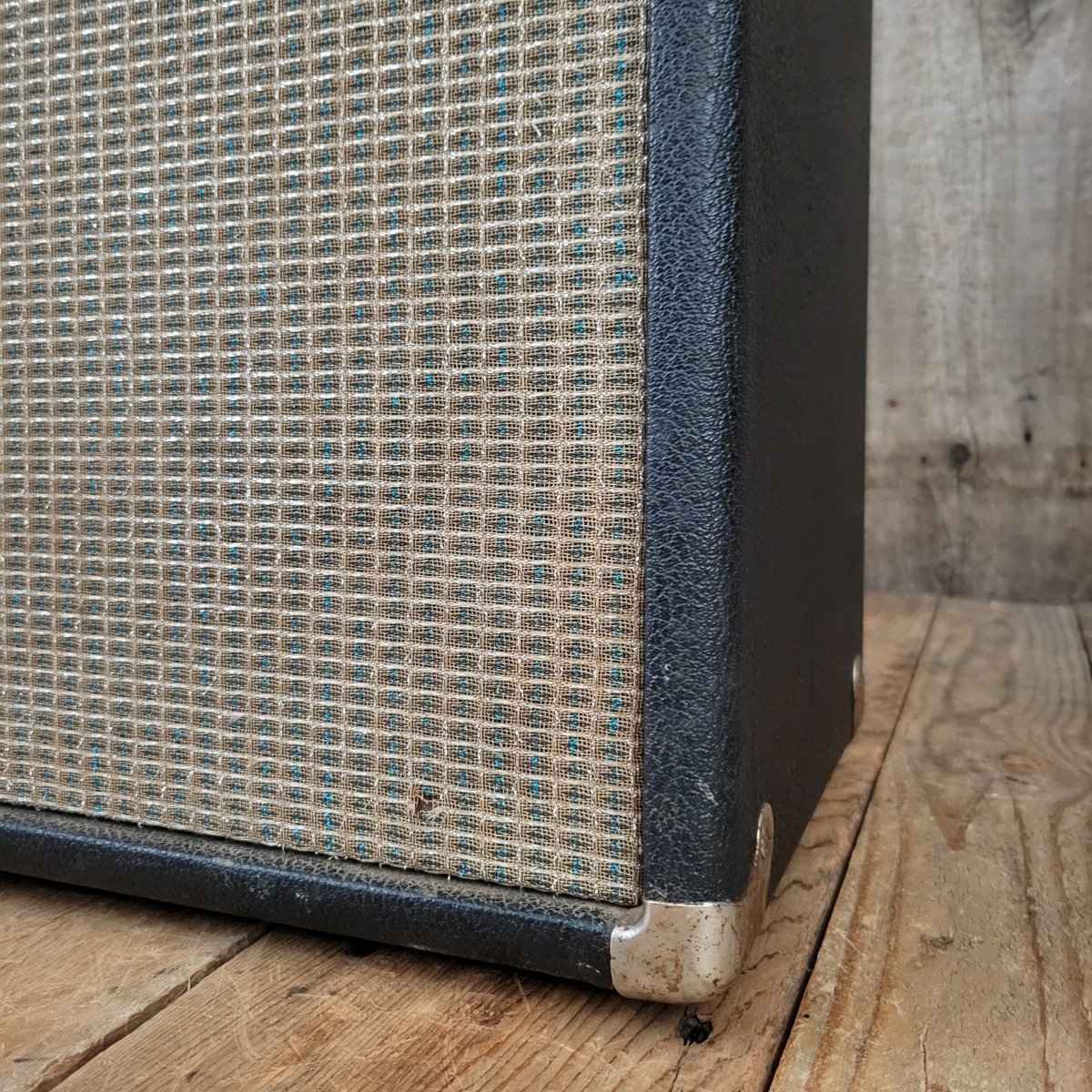 SOLD - Fender Vibrolux Reverb Vintage Guitar Amplifier 1970 - Mahar's Vintage Guitars