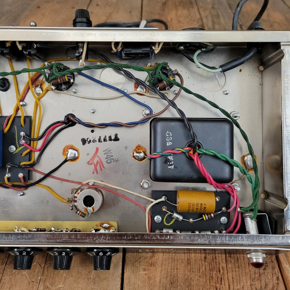 SOLD - Fender Vintage 1966 Black Panel Bandmaster AB763 40 Watt 2 Channel Head and 2x12 Cabinet - Mahar's Vintage Guitars