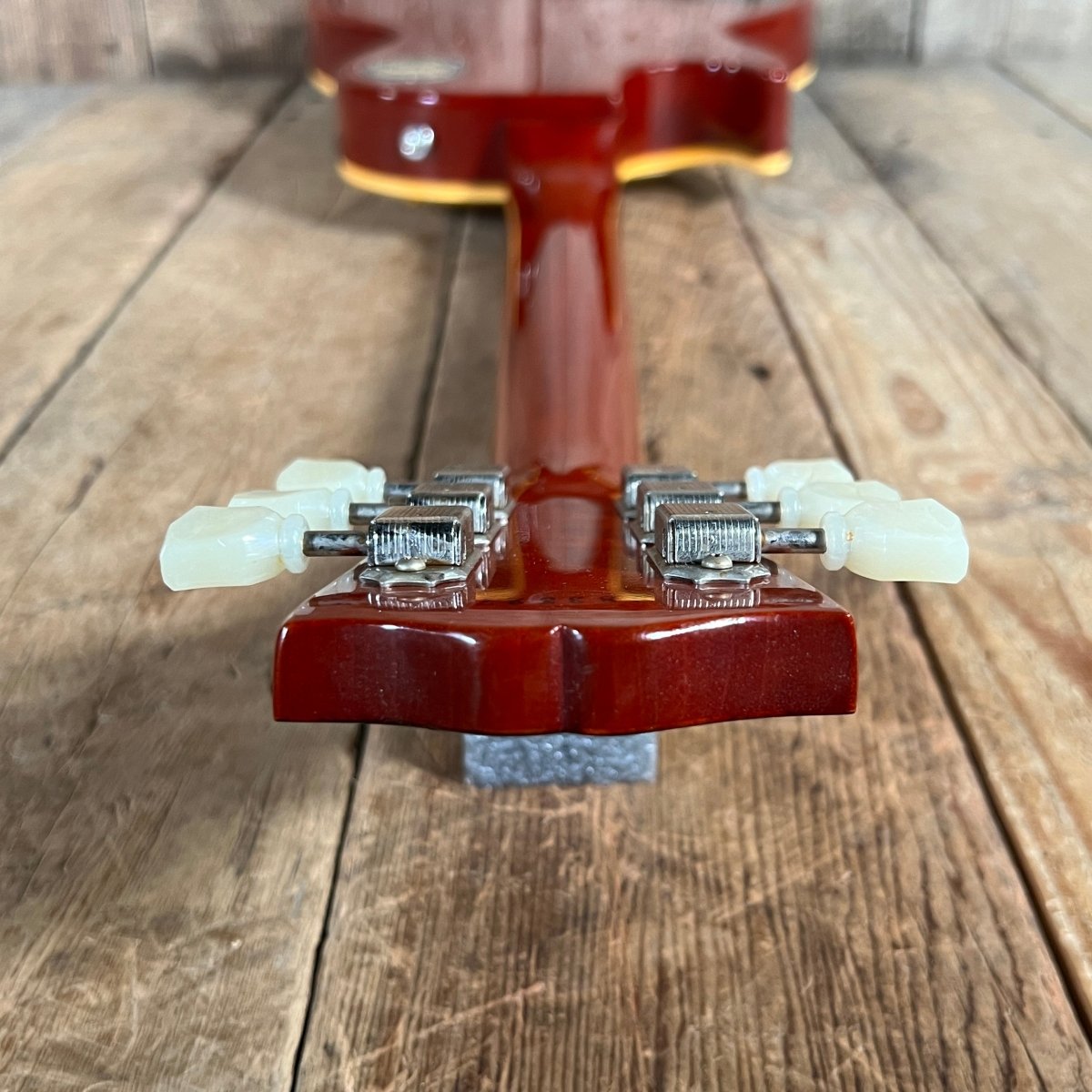 SOLD - Gibson 2018 Historic Les Paul Standard R9 Royal Ice Tea - Mahar's Vintage Guitars