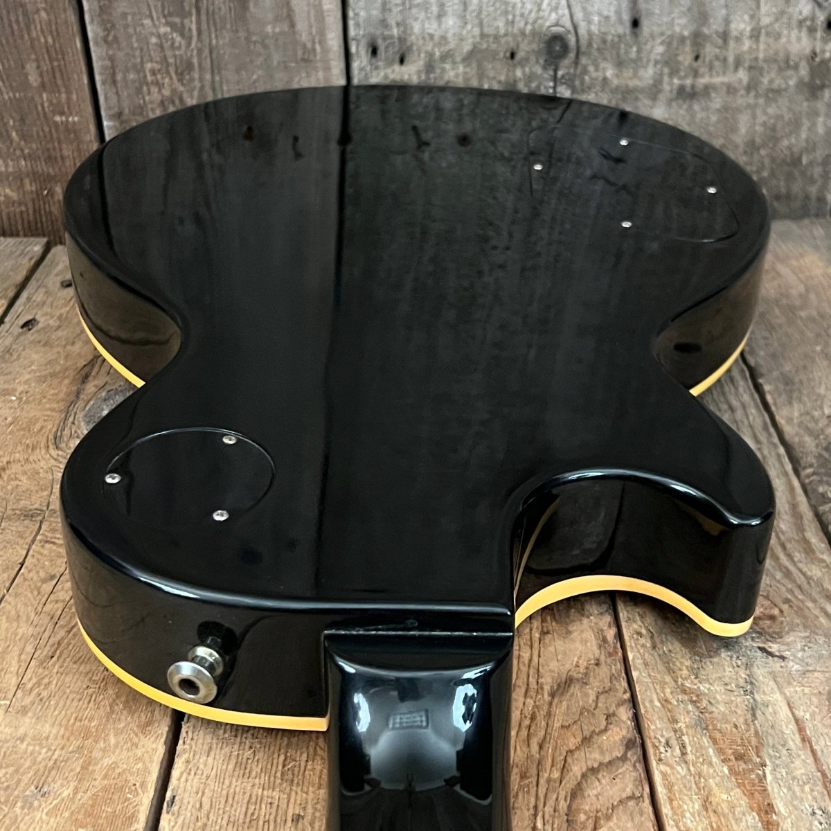 SOLD - Gibson Boneyard Joe Perry Les Paul R9 Signature Model Green Tiger Flame 2003 - 2008 - Mahar's Vintage Guitars