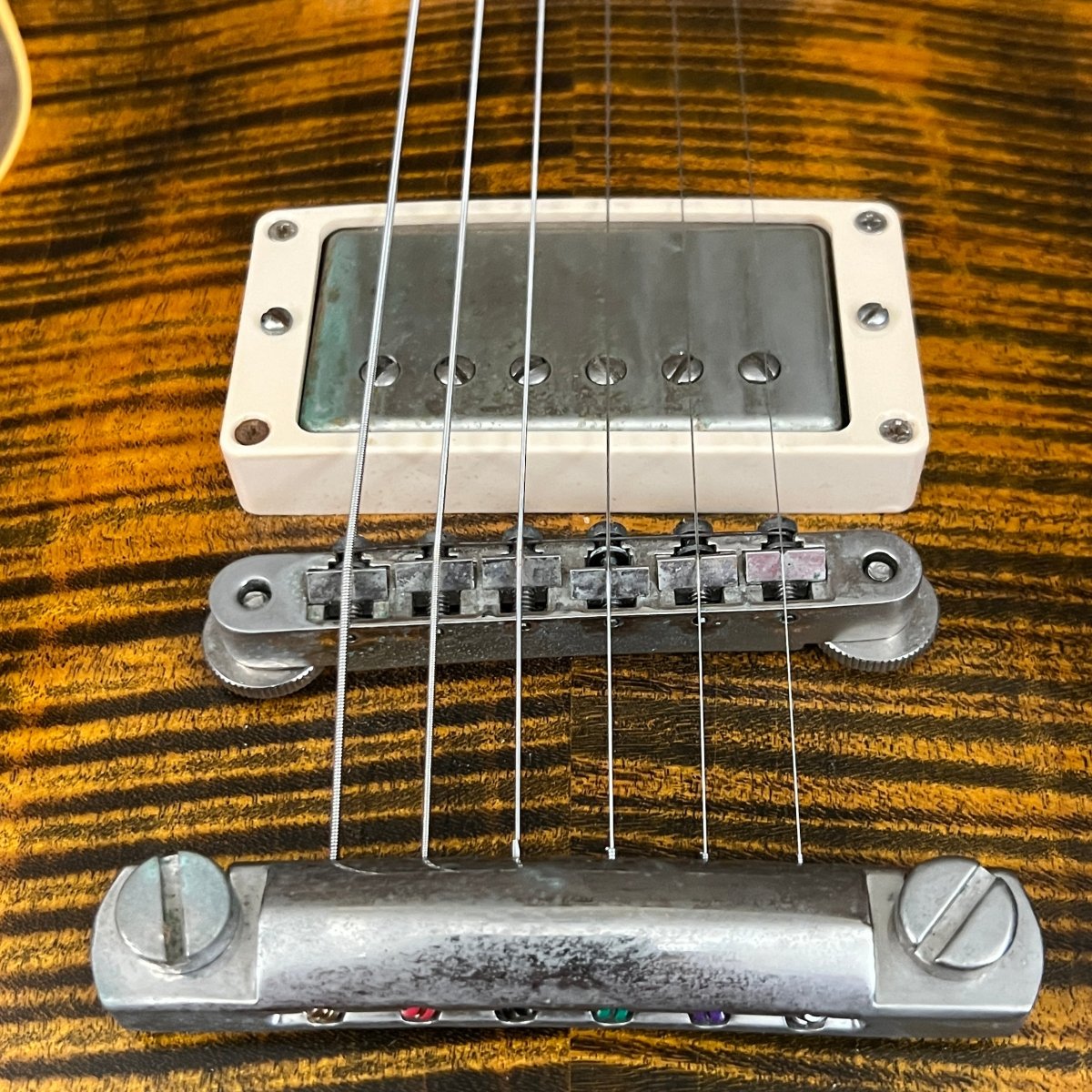 SOLD - Gibson Boneyard Joe Perry Les Paul R9 Signature Model Green Tiger Flame 2003 - 2008 - Mahar's Vintage Guitars