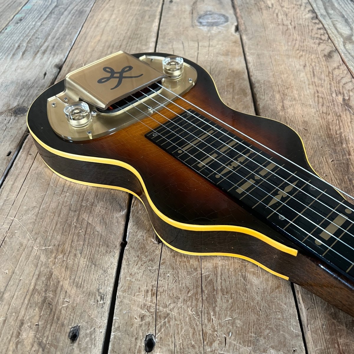 SOLD - Gibson BR - 4 Lap Steel 1947 Sunburst - Mahar's Vintage Guitars