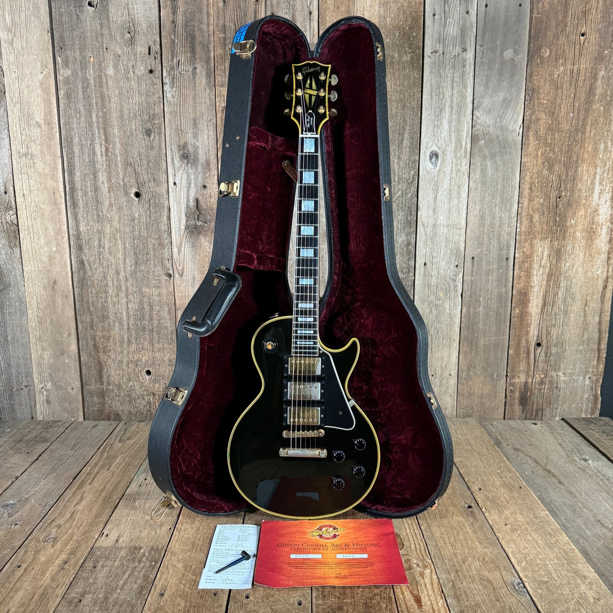 SOLD - Gibson Custom Shop Historic Les Paul '57 LPB - 3 Black Beauty Reissue 2004 - Mahar's Vintage Guitars