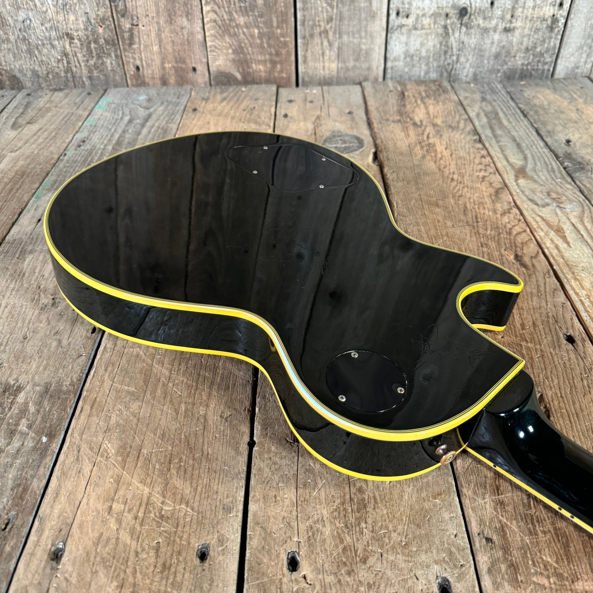 SOLD - Gibson Custom Shop Historic Les Paul '57 LPB - 3 Black Beauty Reissue 2004 - Mahar's Vintage Guitars