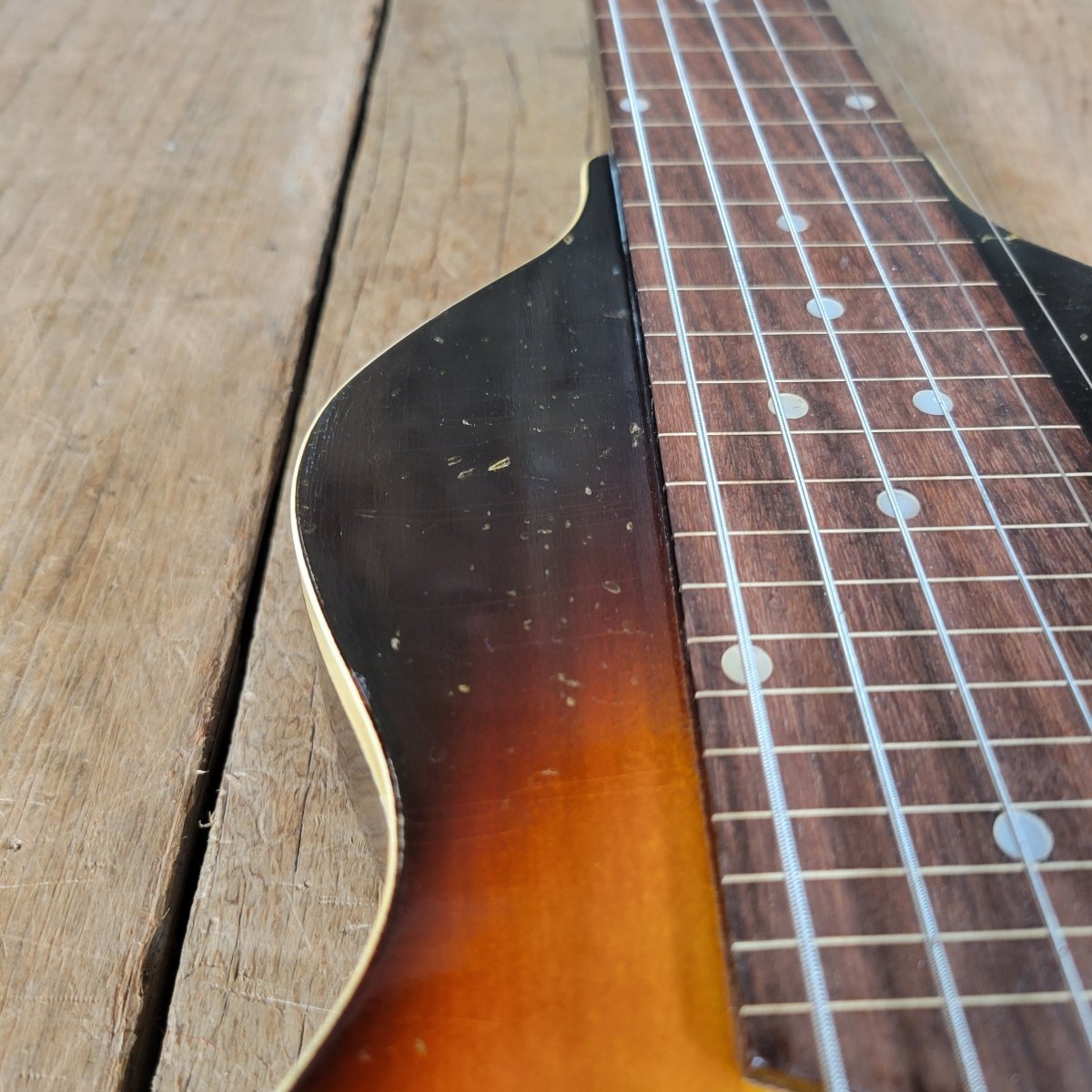 SOLD - Gibson EH - 100 Six String Lap Steel Charlie Christian Pickup 1940 - Mahar's Vintage Guitars