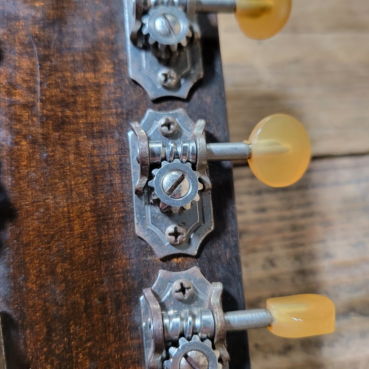 SOLD - Gibson EH - 100 Six String Lap Steel Charlie Christian Pickup 1940 - Mahar's Vintage Guitars