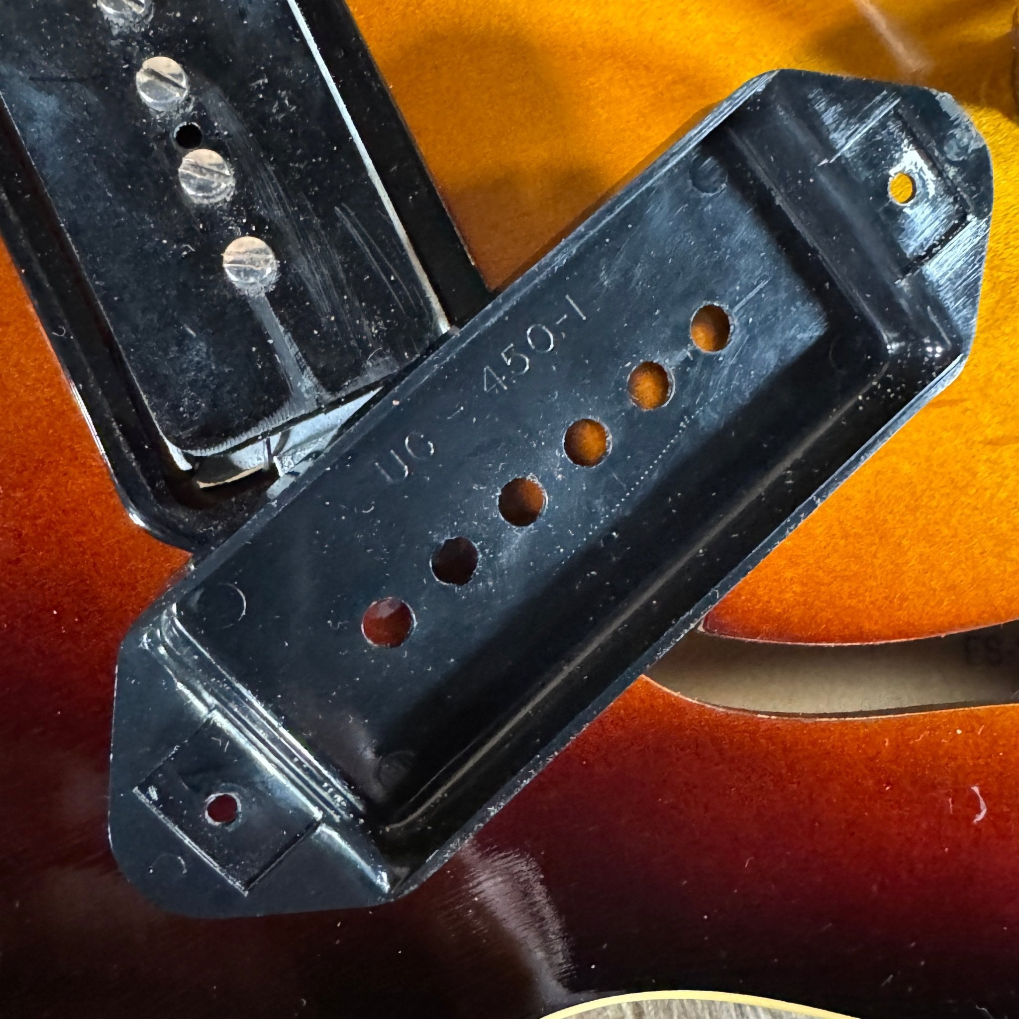 SOLD - Gibson ES - 225T 1959 Sunburst - Mahar's Vintage Guitars