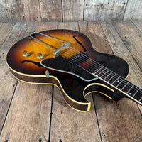SOLD - Gibson ES - 225T 1959 Sunburst - Mahar's Vintage Guitars
