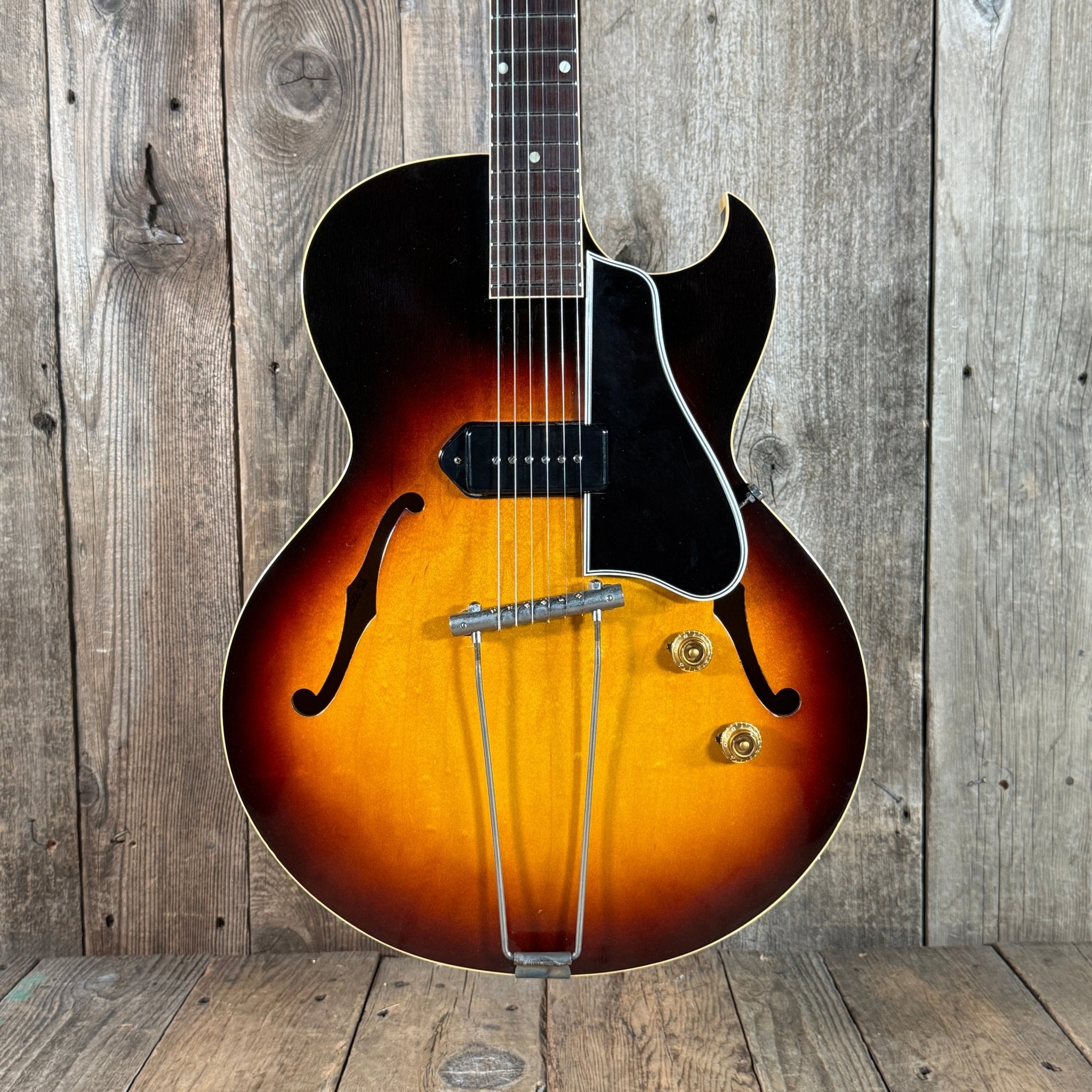 SOLD - Gibson ES - 225T 1959 Sunburst - Mahar's Vintage Guitars