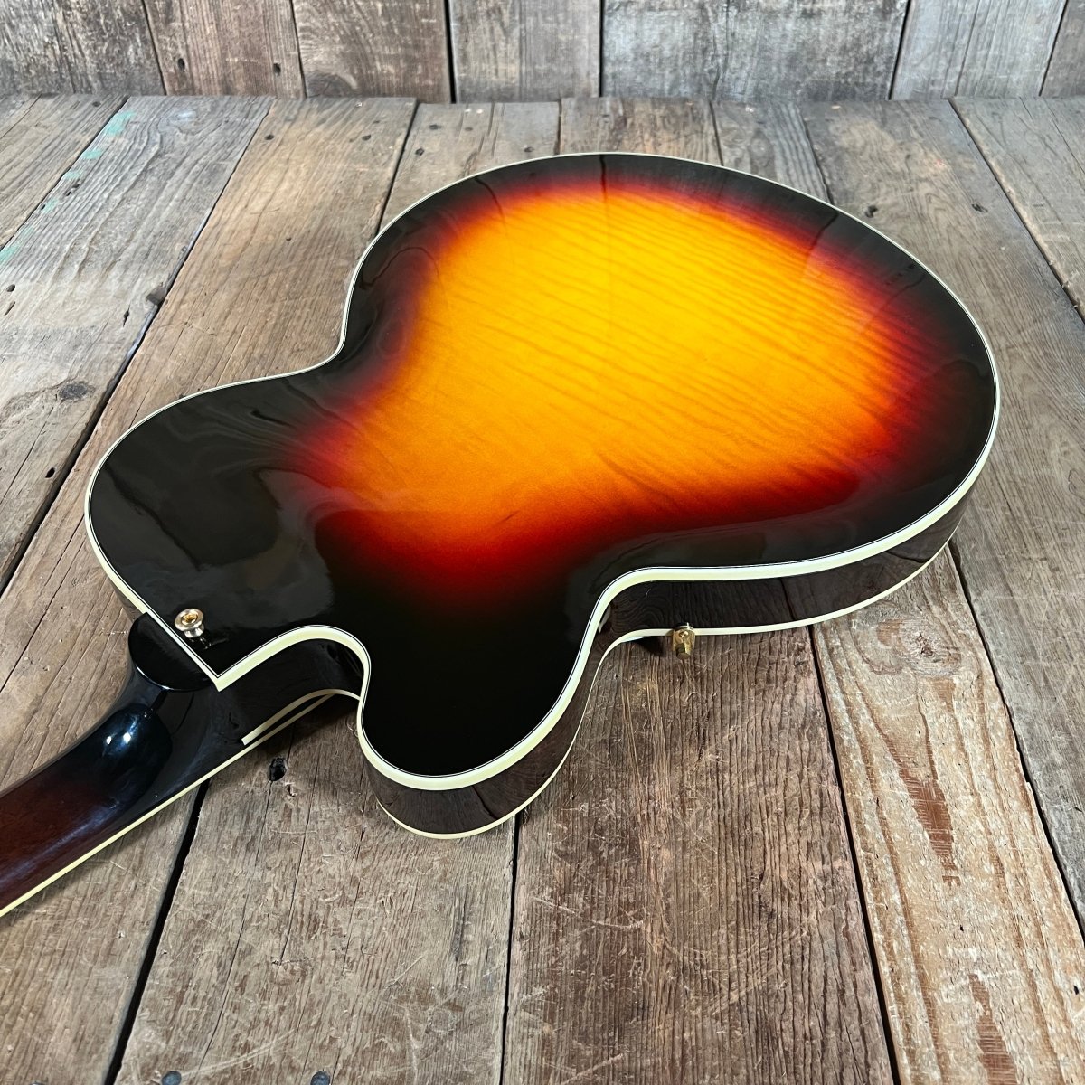 SOLD - Gibson ES - 275 Custom Flamed Sunset Burst ES275F185BG1H 2018 - Mahar's Vintage Guitars