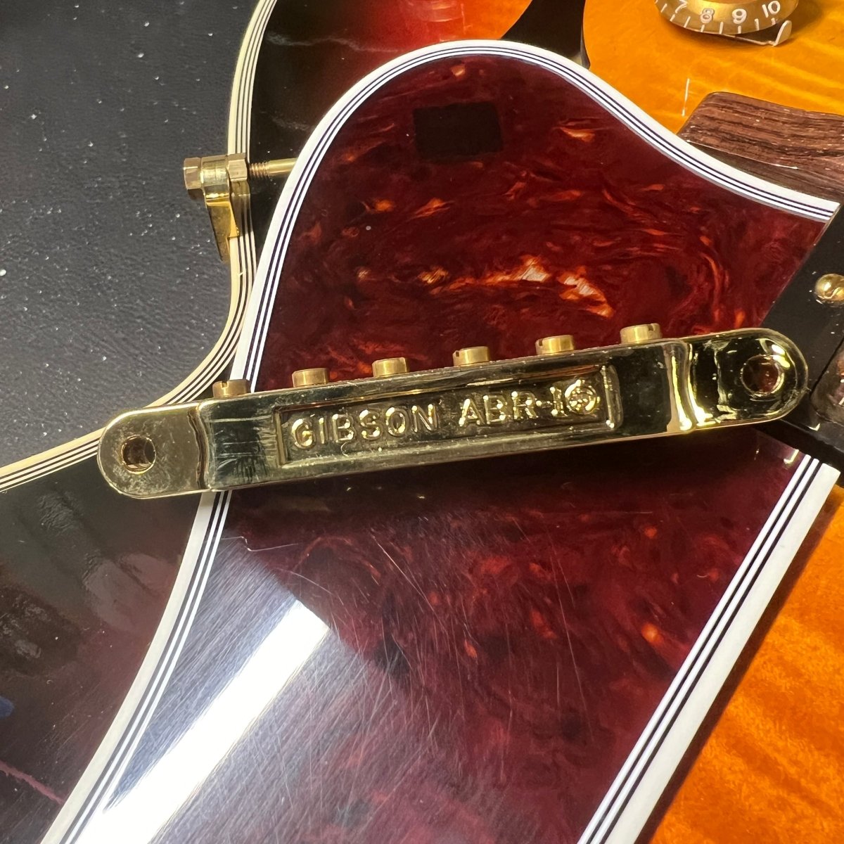 SOLD - Gibson ES - 275 Custom Flamed Sunset Burst ES275F185BG1H 2018 - Mahar's Vintage Guitars