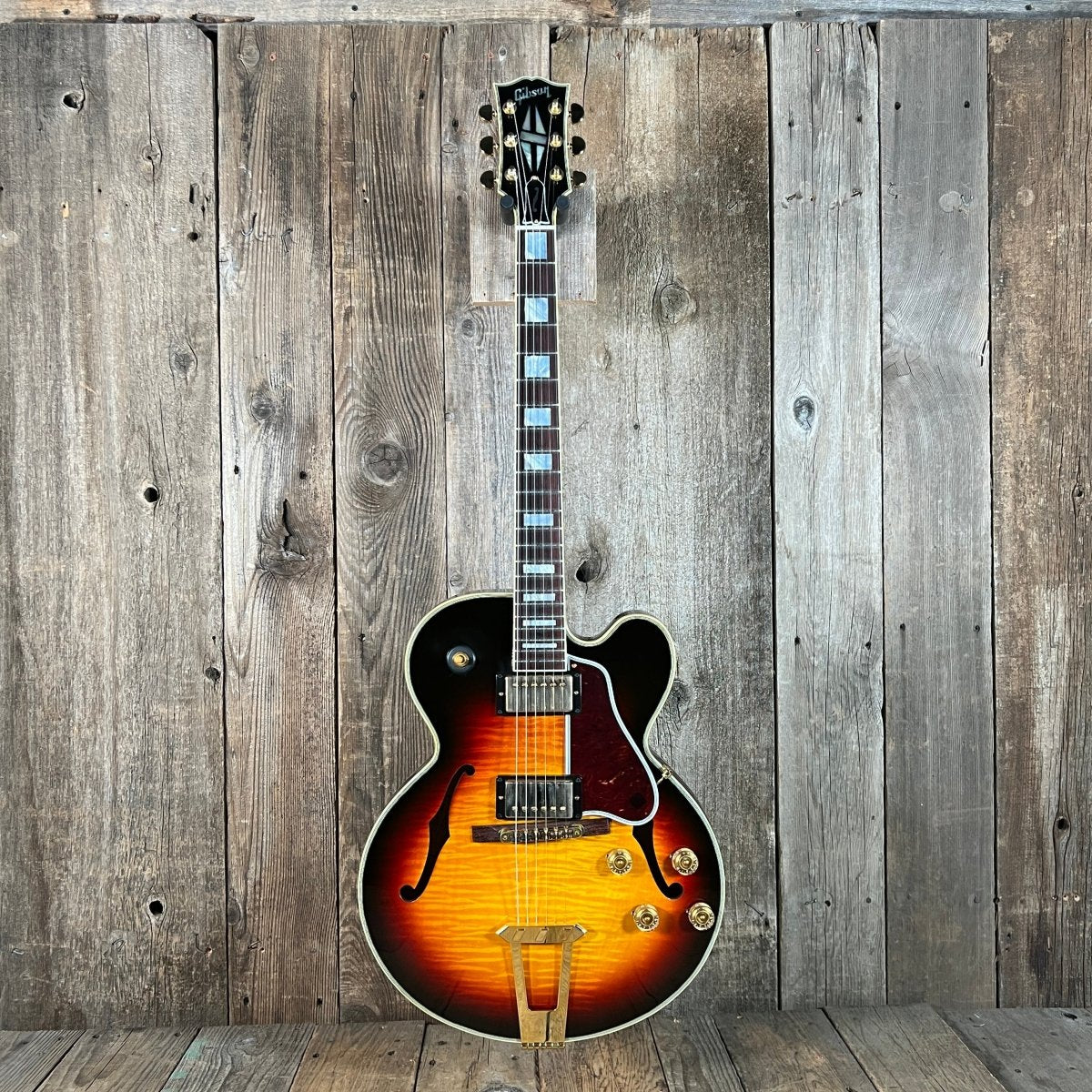 SOLD - Gibson ES - 275 Custom Flamed Sunset Burst ES275F185BG1H 2018 - Mahar's Vintage Guitars