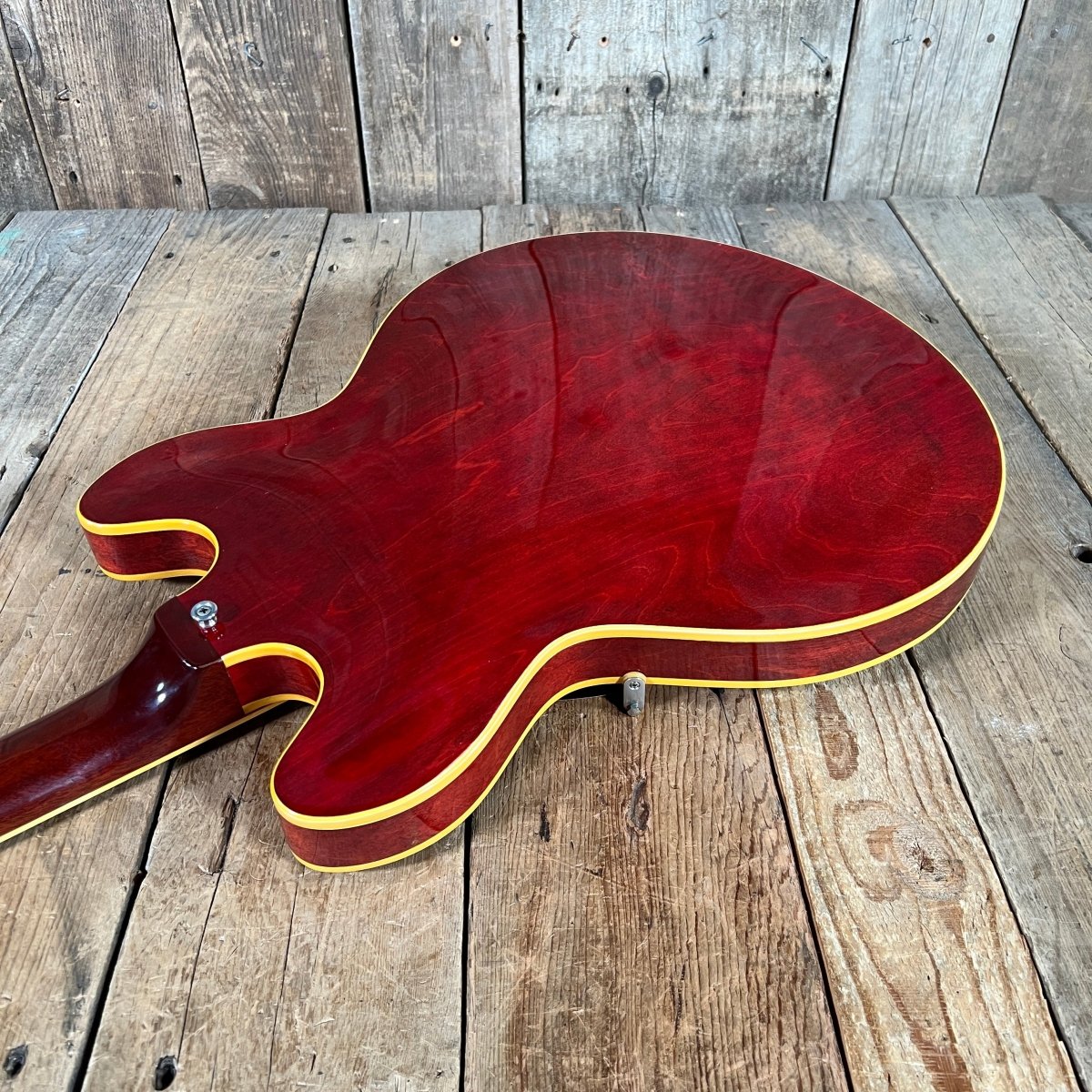 SOLD - Gibson ES - 330 TDC Cherry 1968 - Mahar's Vintage Guitars