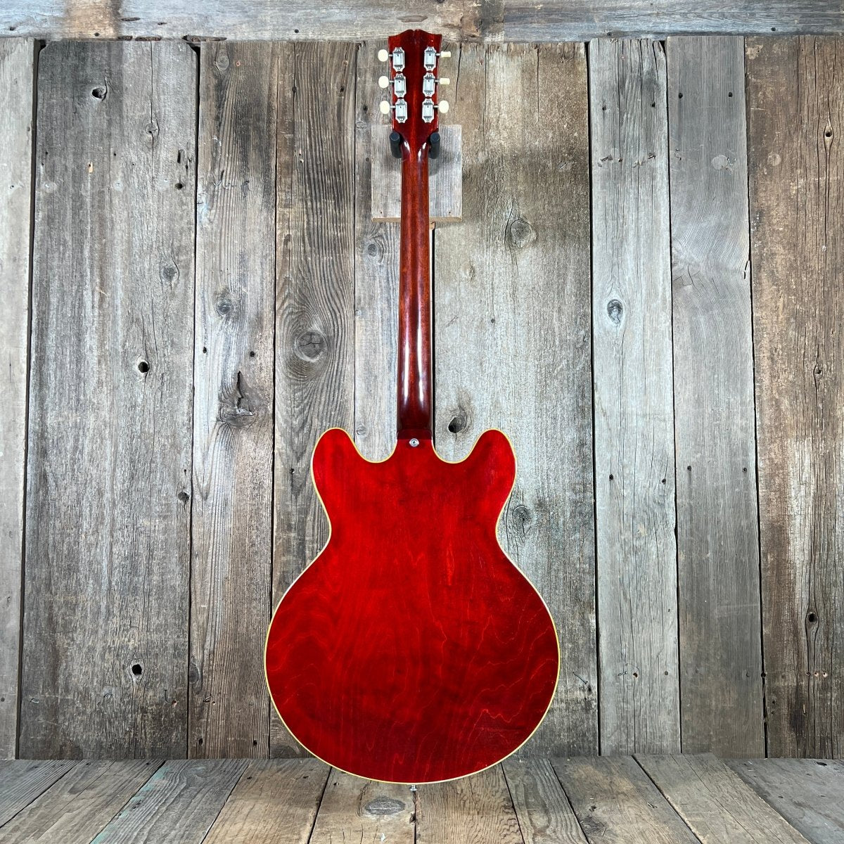 SOLD - Gibson ES - 330 TDC Cherry 1968 - Mahar's Vintage Guitars