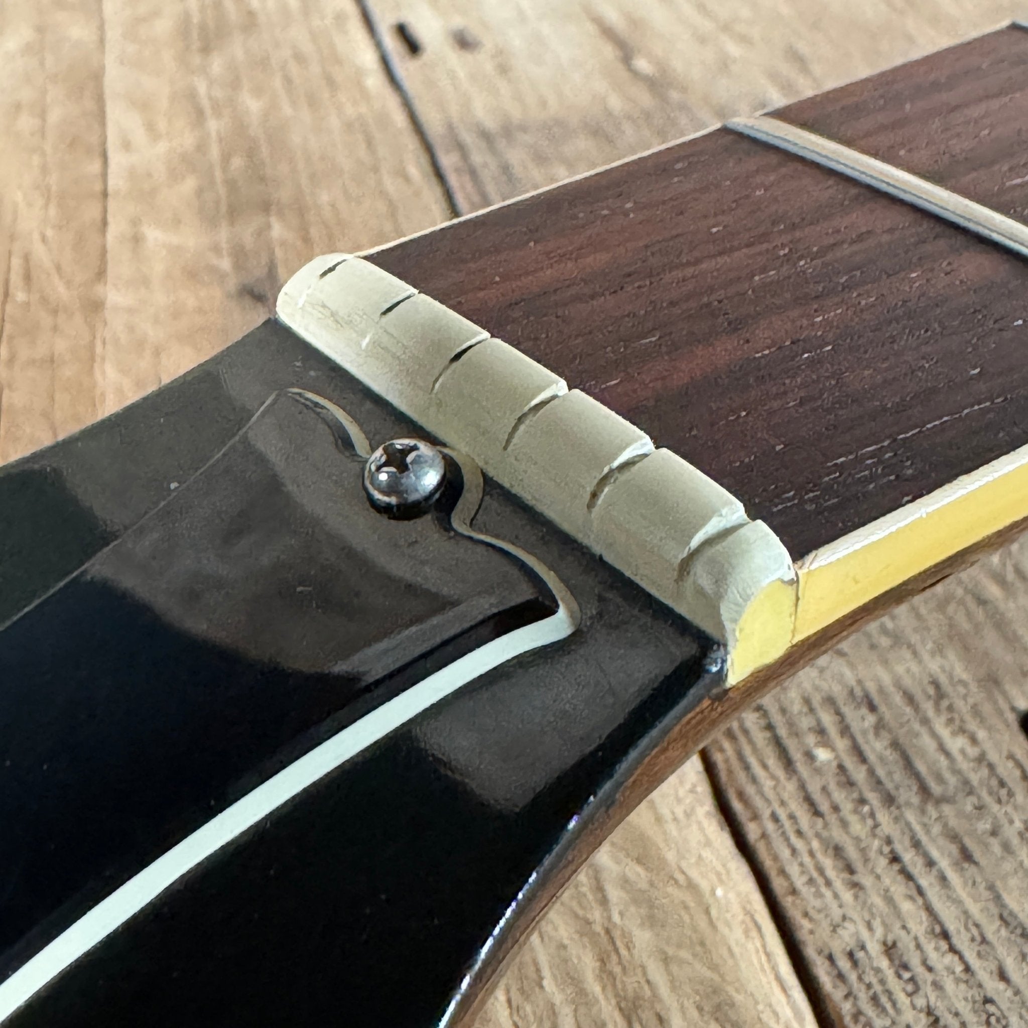 SOLD - Gibson ES - 335 Dot Neck Reissue 1981 Sunburst - Mahar's Vintage Guitars