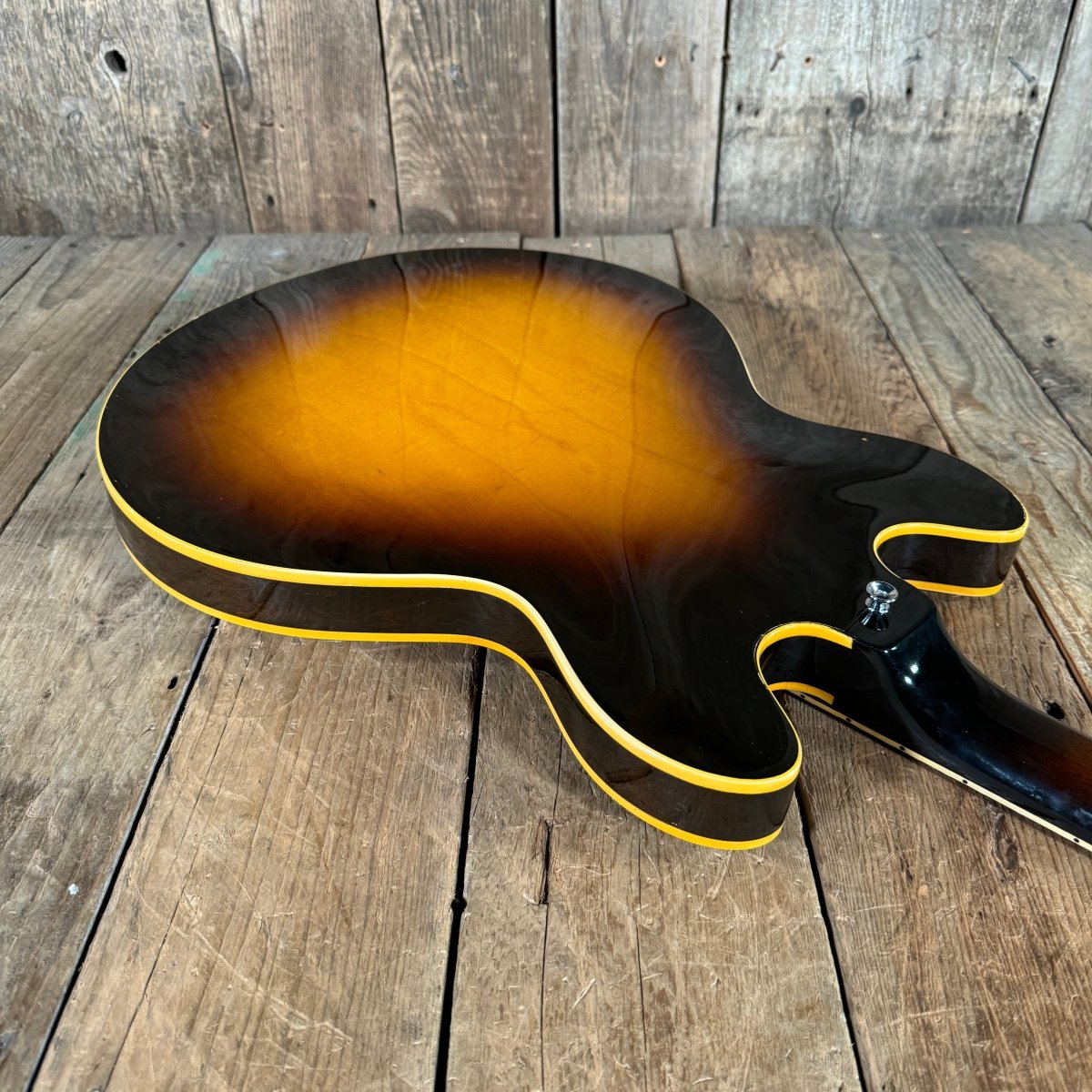 SOLD - Gibson ES - 335TD 1969 Sunburst Player's Guitar - Mahar's Vintage Guitars
