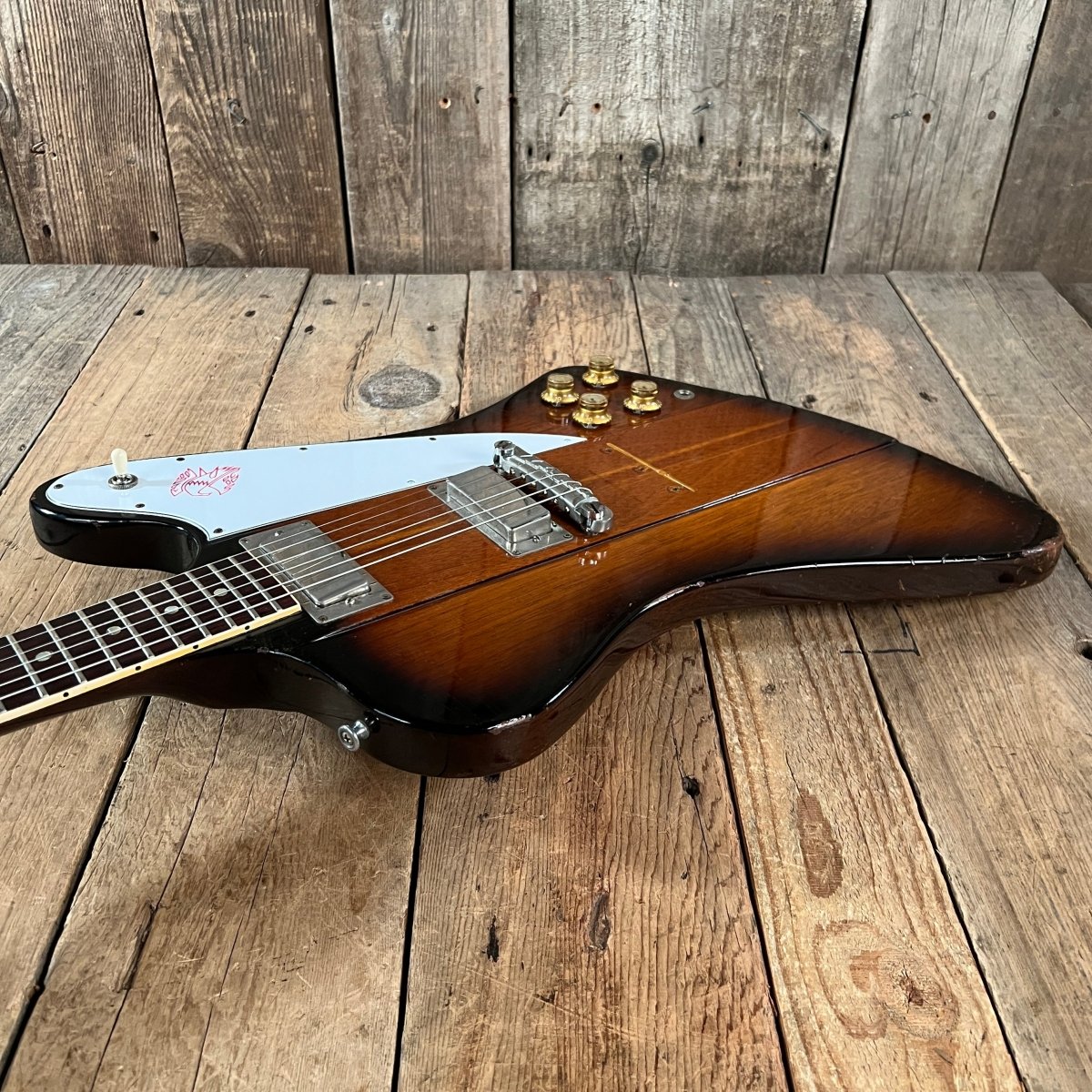 SOLD - Gibson Firebird III 1964 Sunburst - Mahar's Vintage Guitars