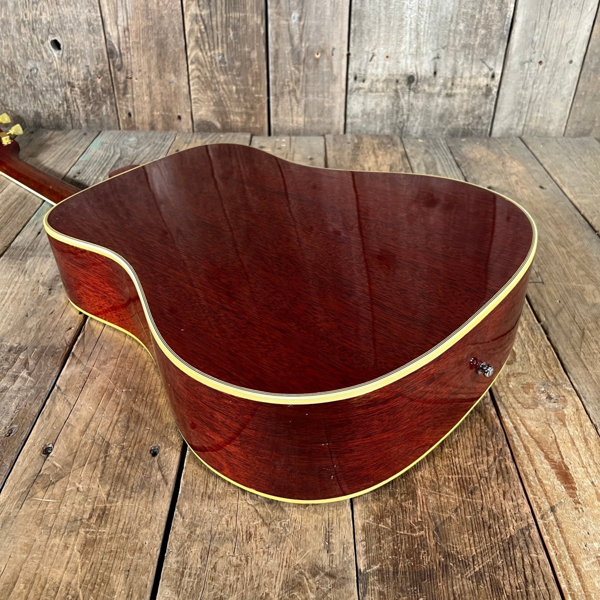 SOLD - Gibson Hummingbird 1964 Cherry Sunburst - Mahar's Vintage Guitars