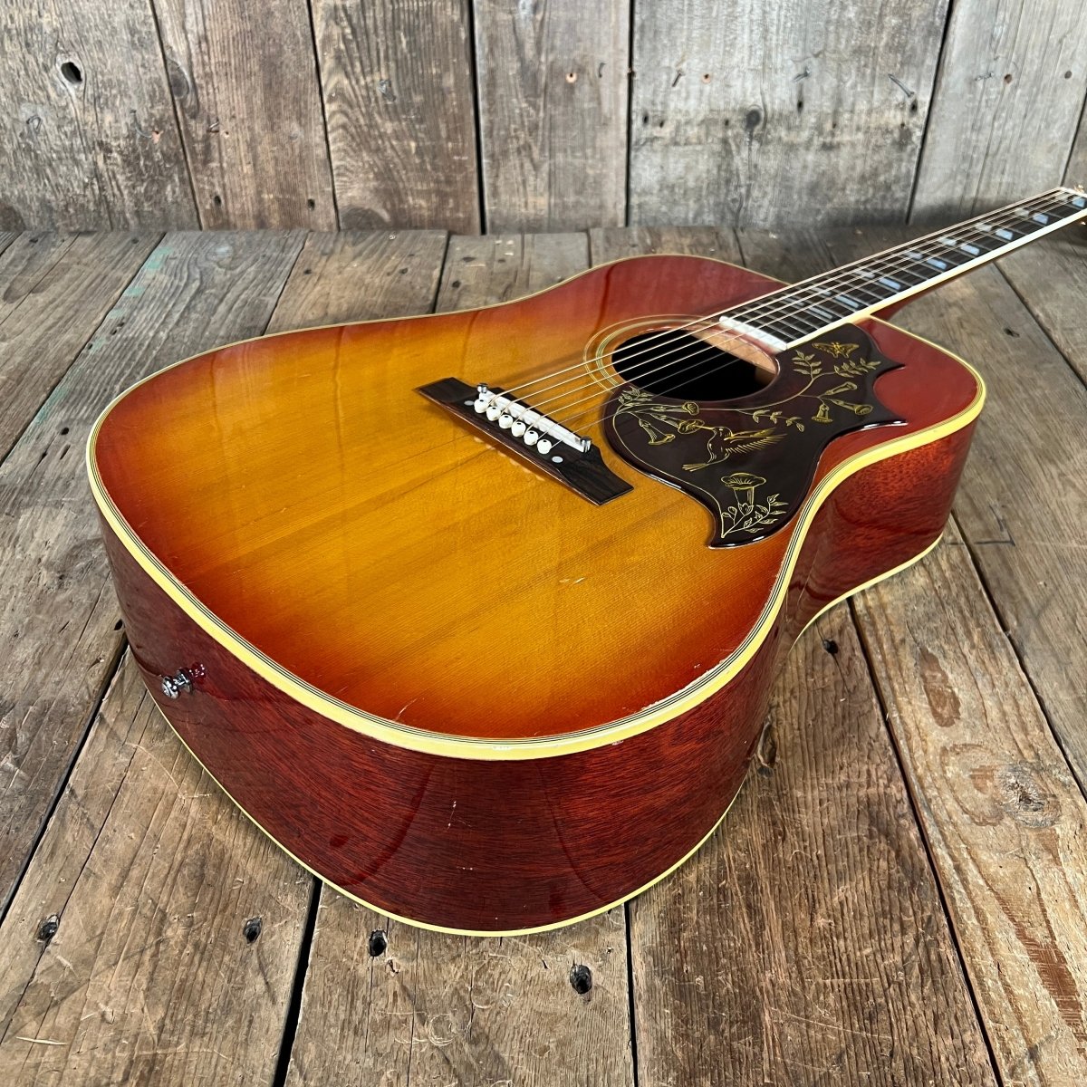 SOLD - Gibson Hummingbird 1964 Cherry Sunburst - Mahar's Vintage Guitars