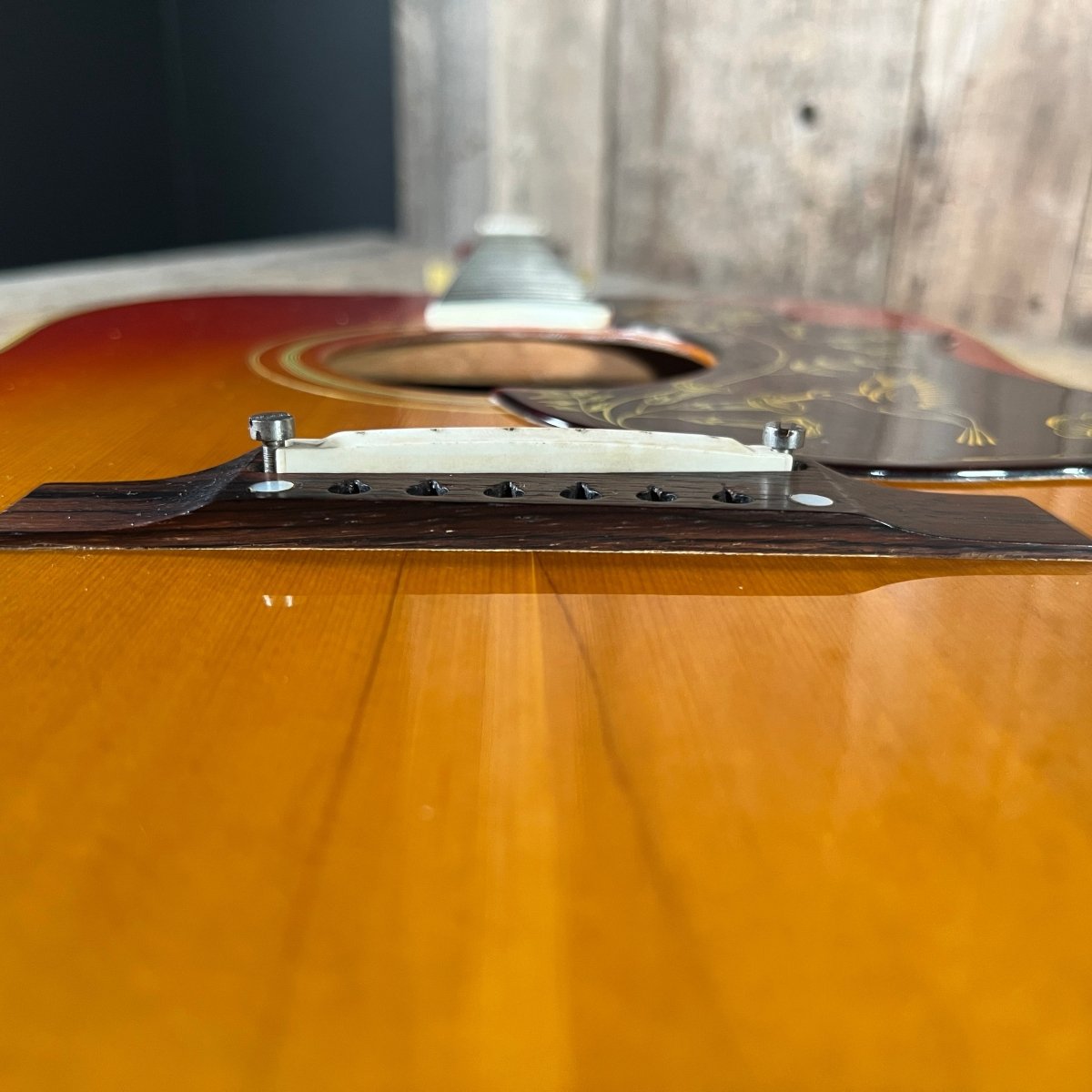 SOLD - Gibson Hummingbird 1964 Cherry Sunburst - Mahar's Vintage Guitars