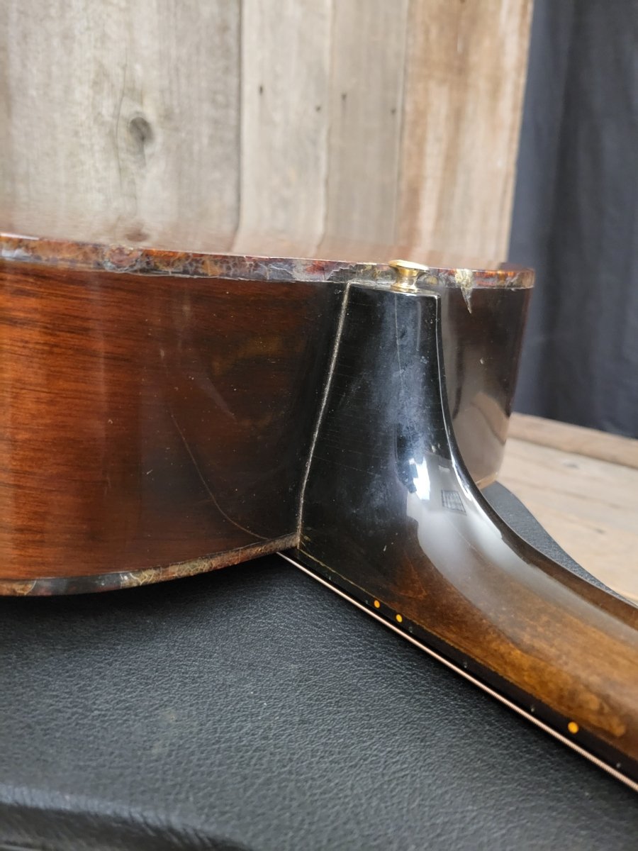 SOLD - Gibson J - 50 Deluxe 1975 Natural - Mahar's Vintage Guitars