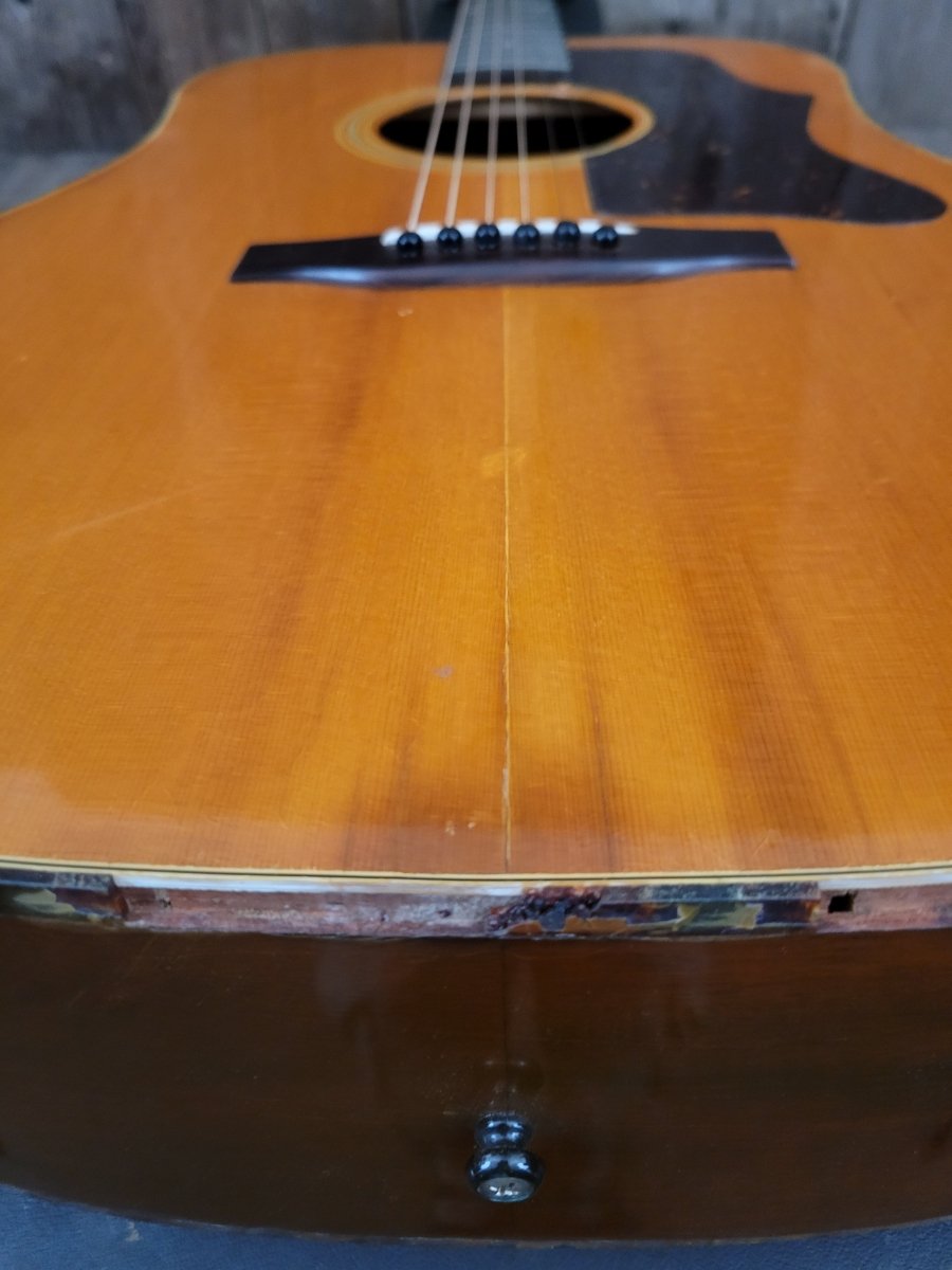 SOLD - Gibson J - 50 Deluxe 1975 Natural - Mahar's Vintage Guitars