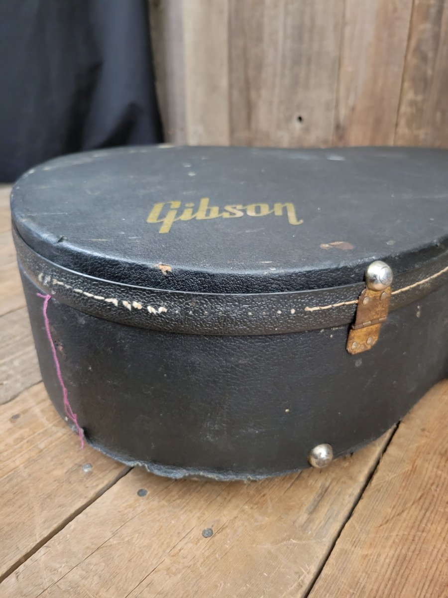 SOLD - Gibson J - 50 Deluxe 1975 Natural - Mahar's Vintage Guitars