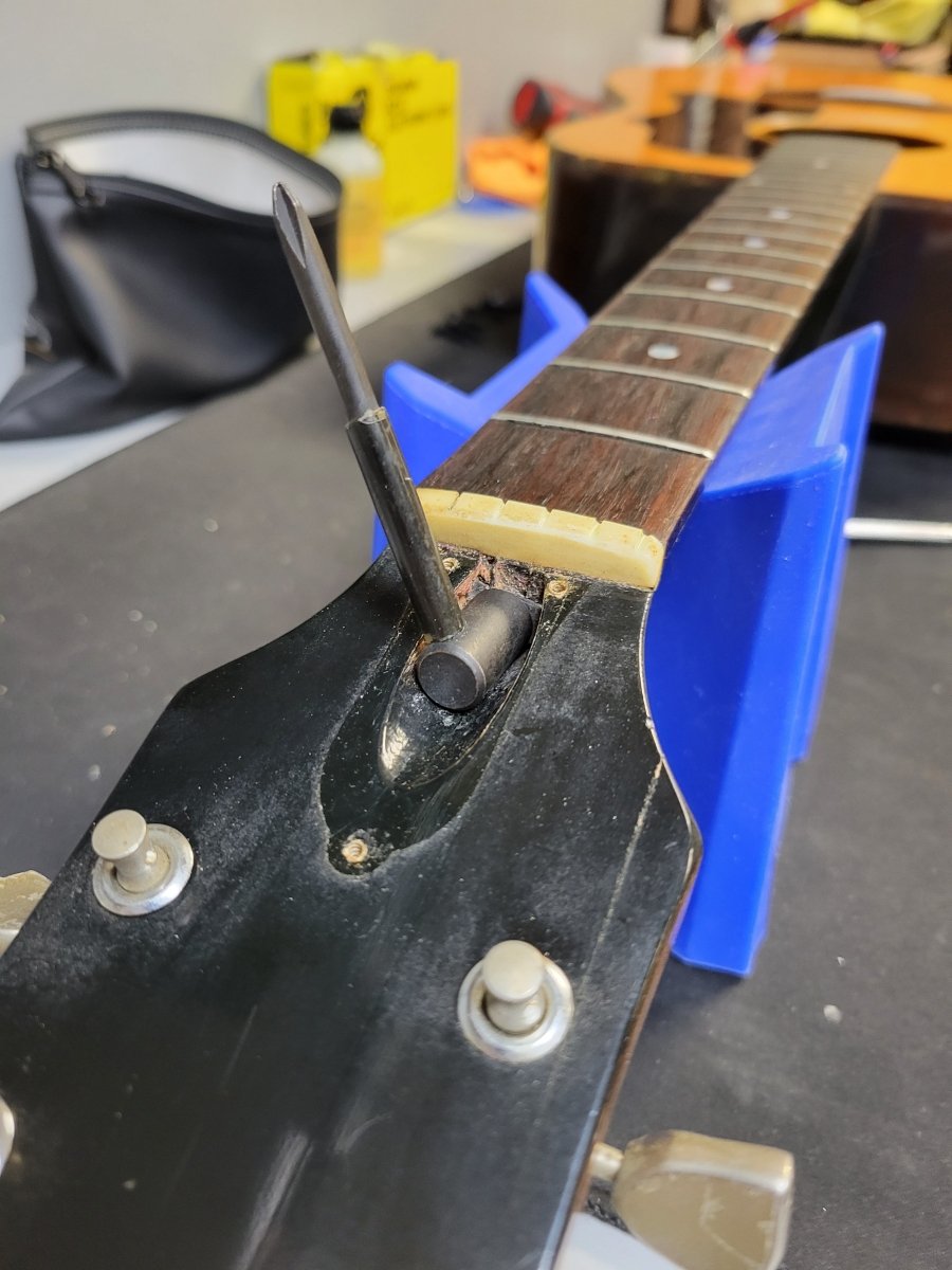 SOLD - Gibson J - 50 Deluxe 1975 Natural - Mahar's Vintage Guitars