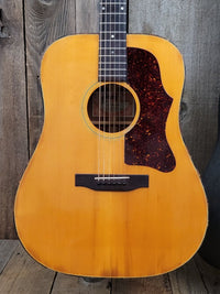 SOLD - Gibson J - 50 Deluxe 1975 Natural - Mahar's Vintage Guitars